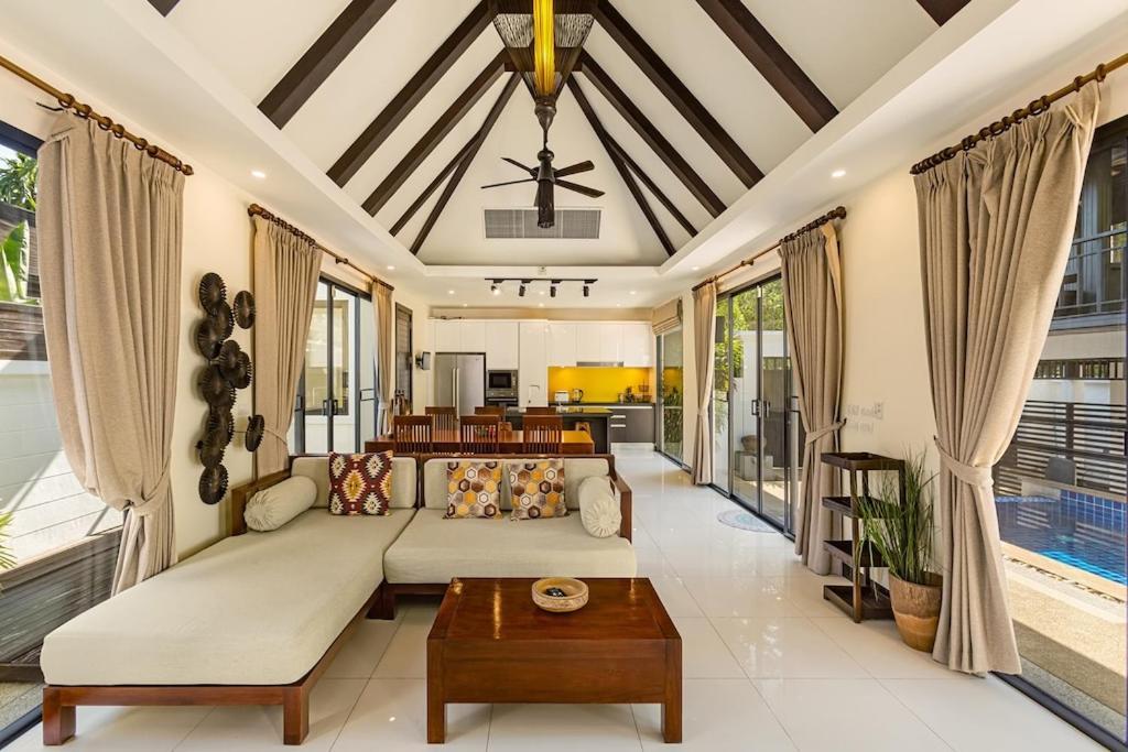 Secret Balinese Escape Villla Eva *