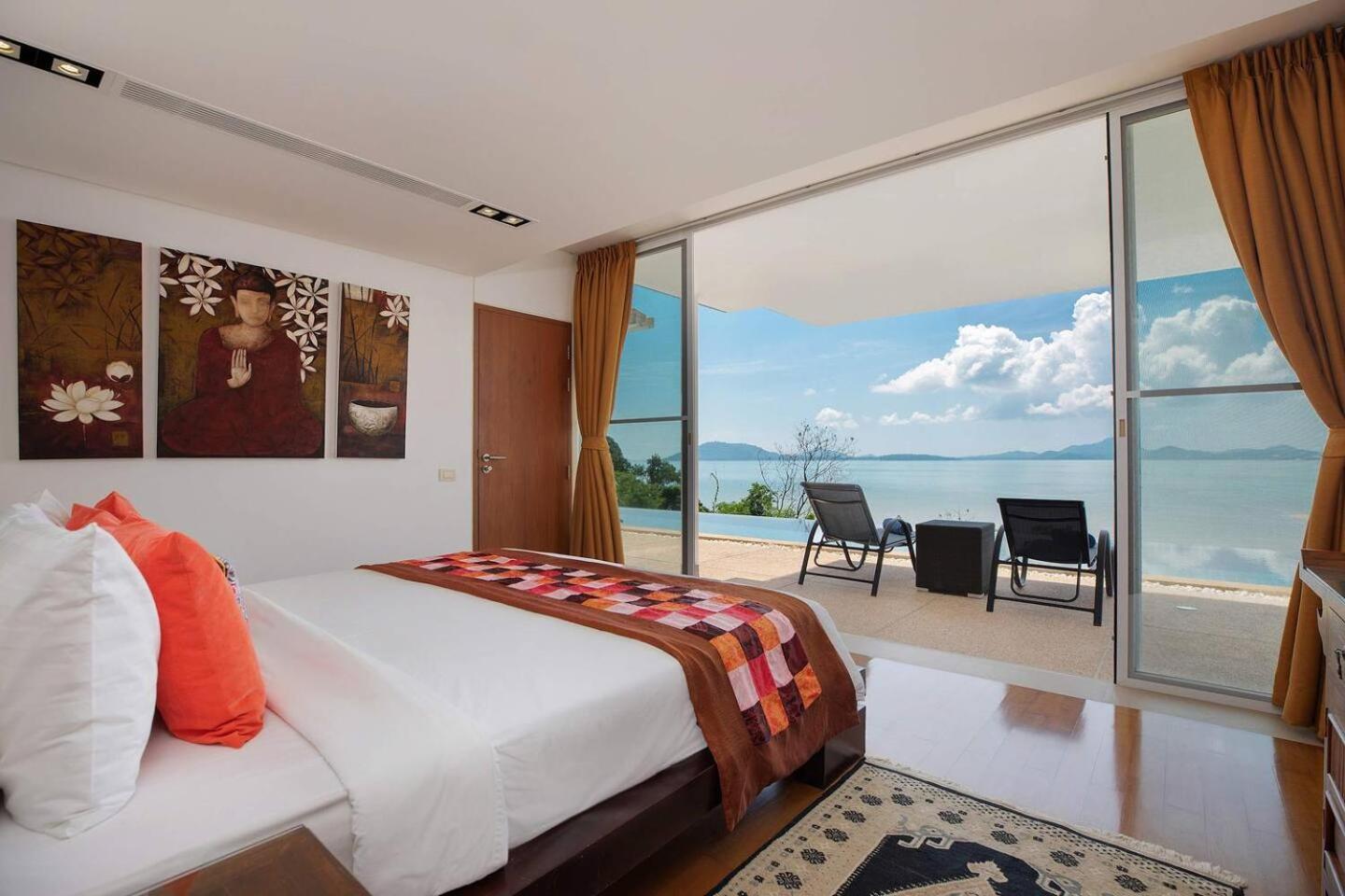 Villa Blue Horizons At The Bay *