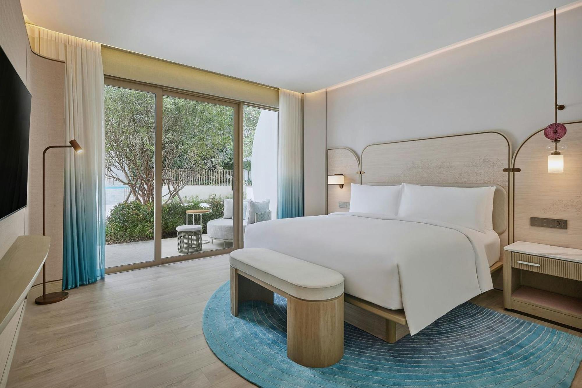Hotel Veranda Phuket, Autograph Collection 5*