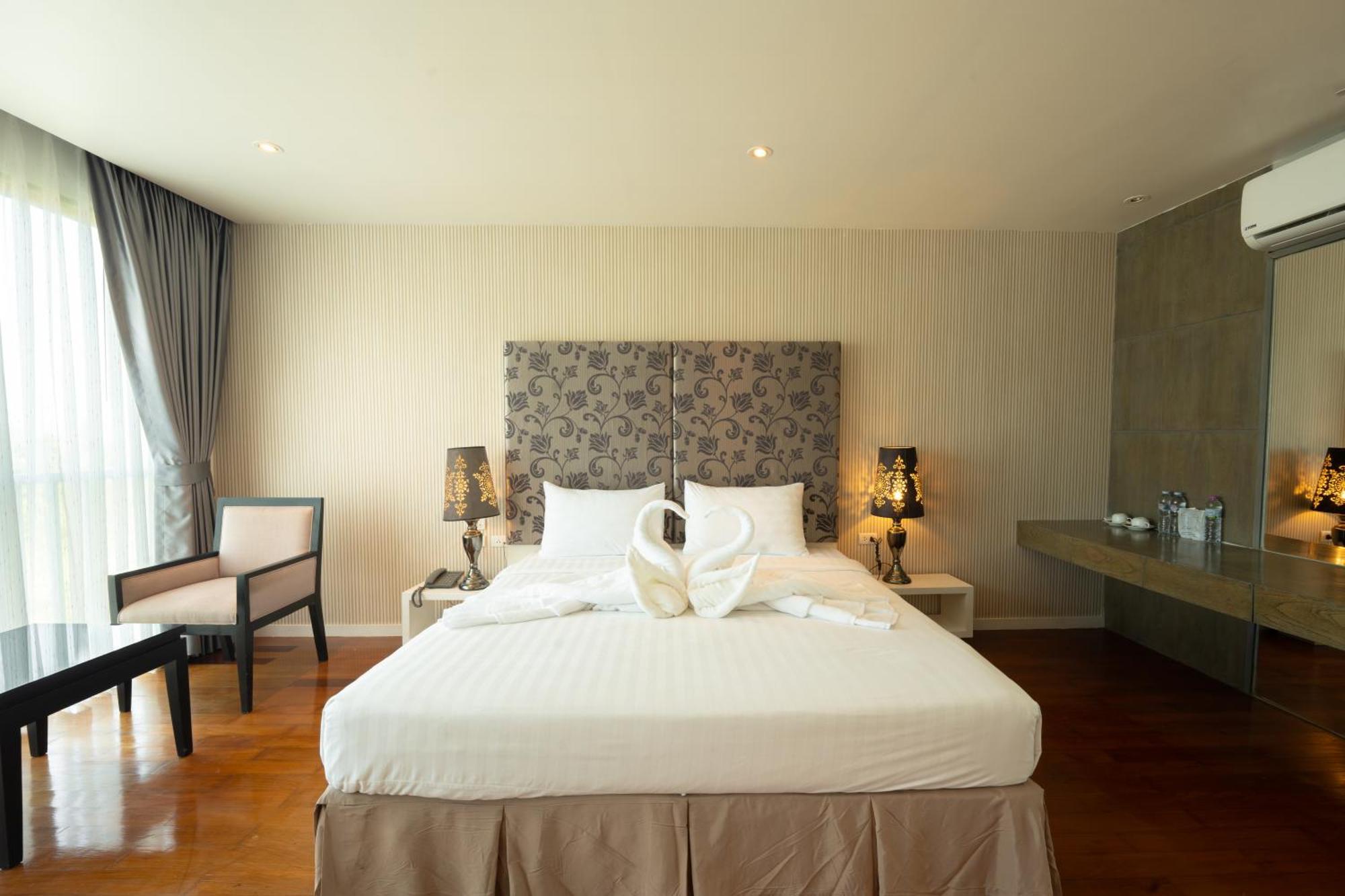 Hotel Yenna 4*