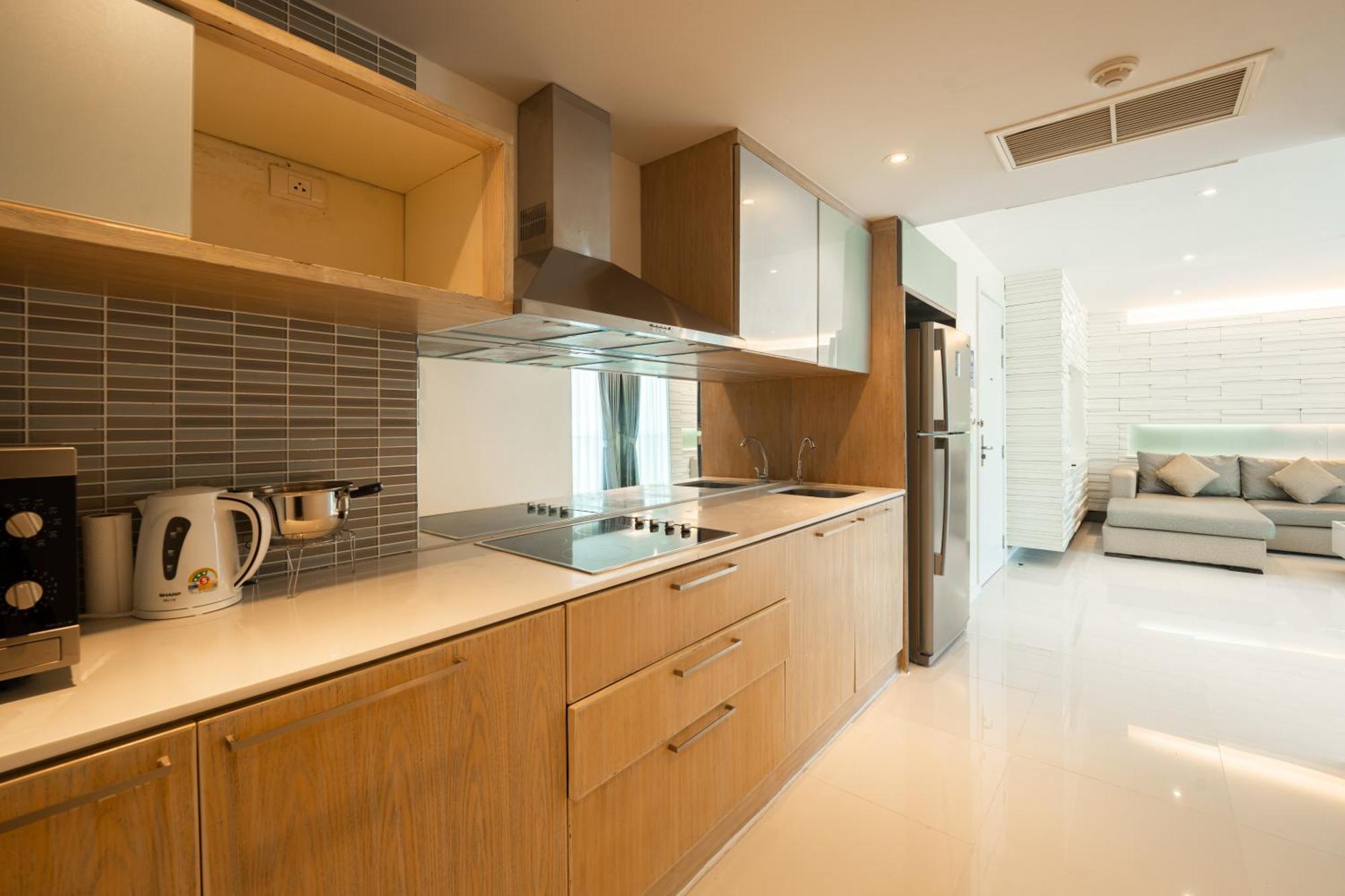 Yenna Hotel