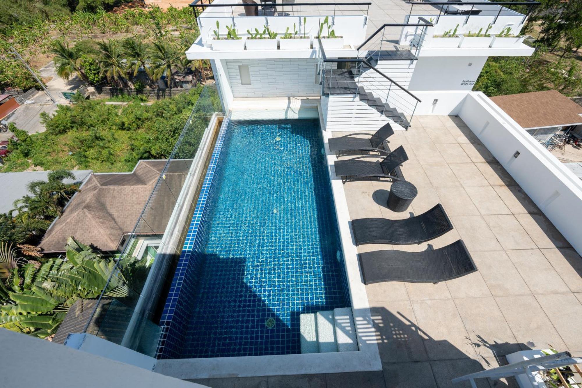Yenna Hotel