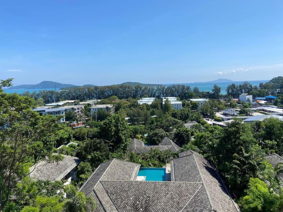 Apartment 2 Bedroom Penthouse With Terrace And Great View!
