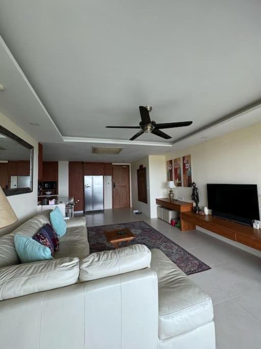 2 Bedroom Penthouse With Terrace And Great View! Apartment Rawai