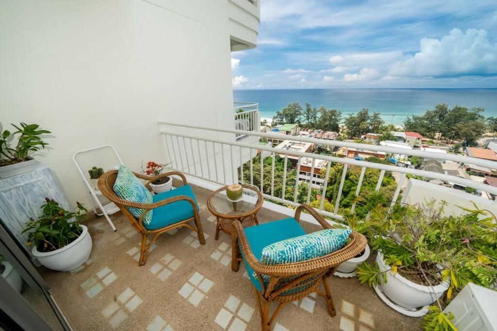Waterfront High Tide - Ocean View Apartment