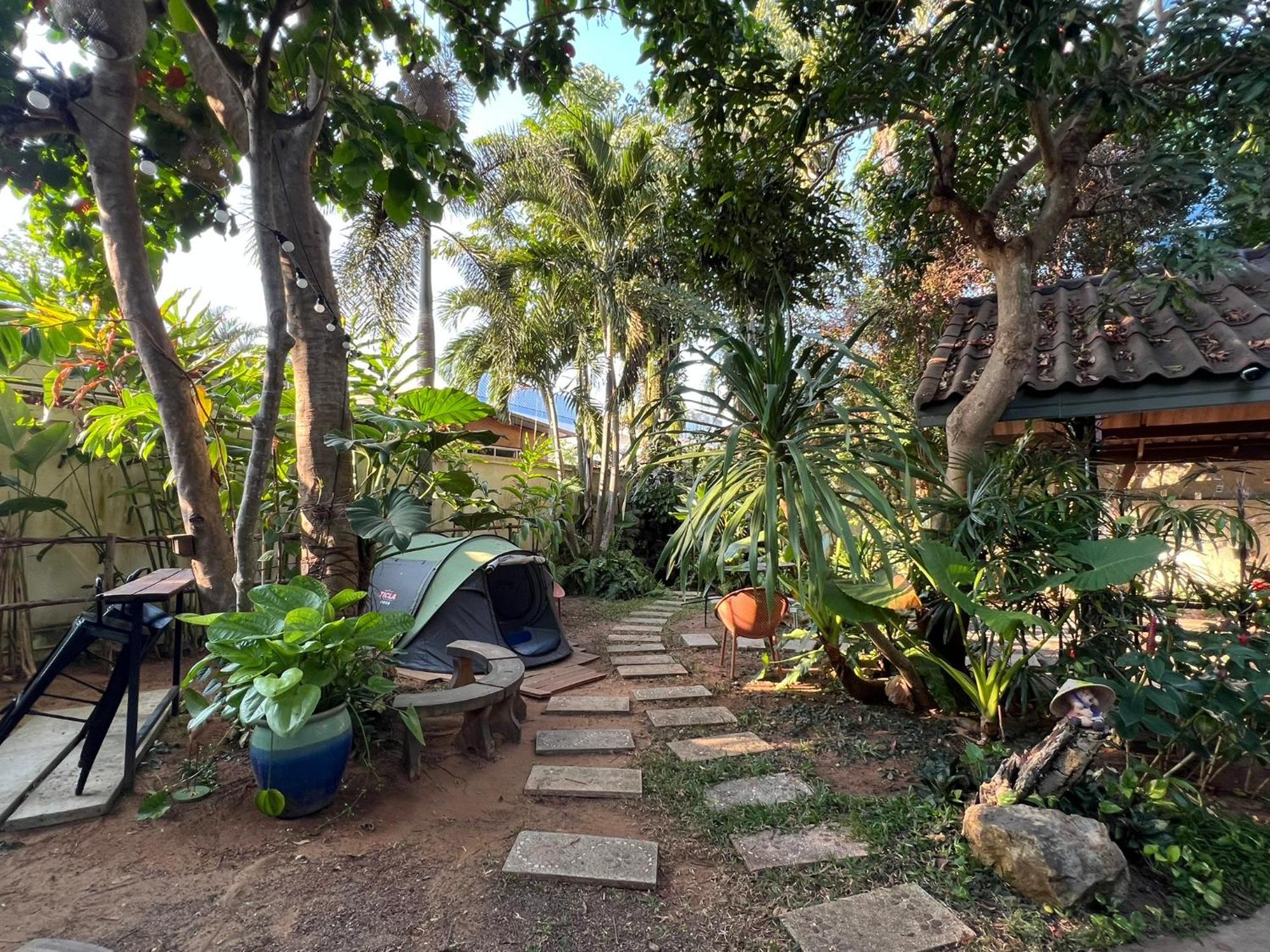 Gasthof The Snug Airportel - Phuket Airport