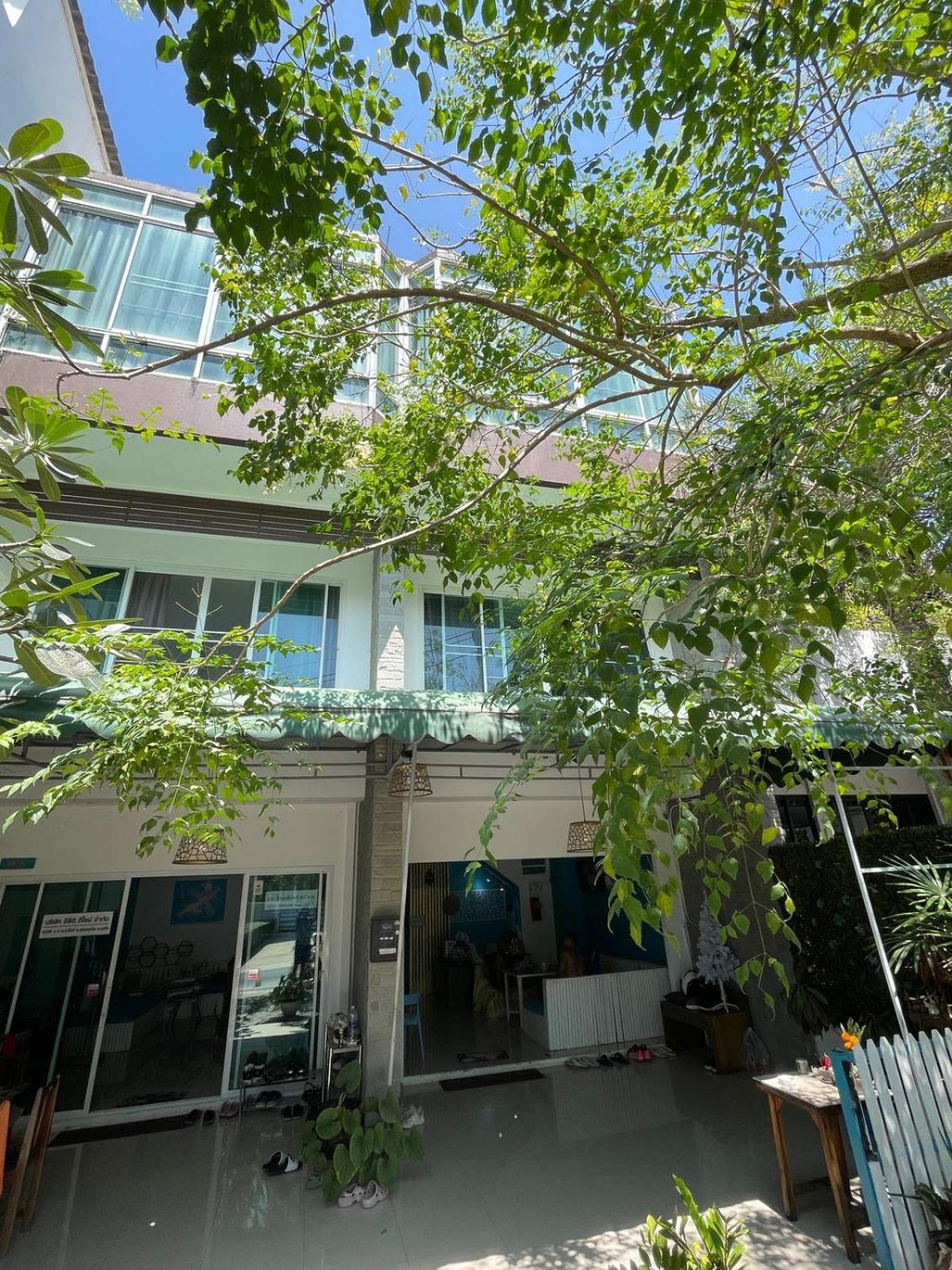 Apartment Baan Oui - Nai Harn Phuket