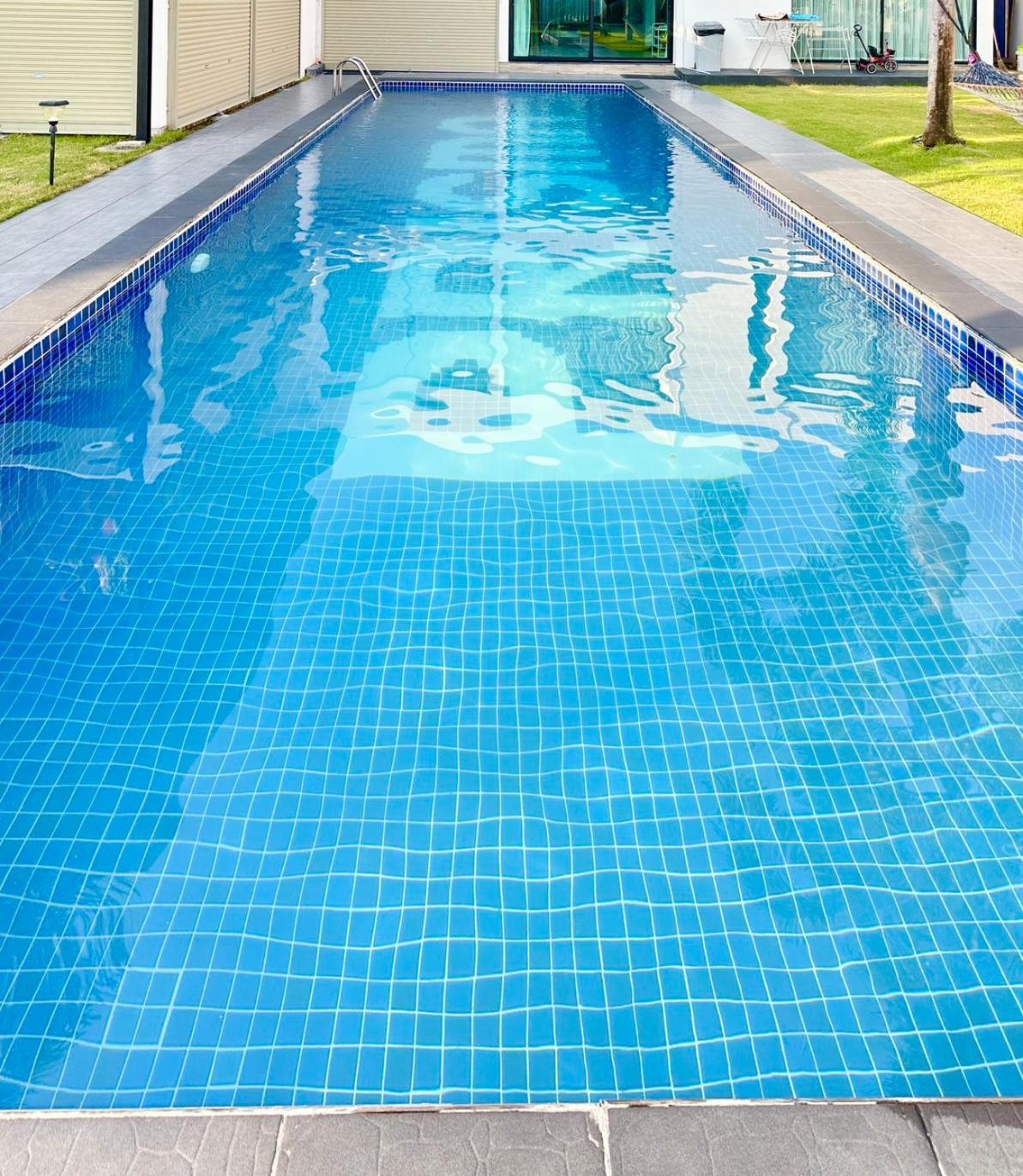 The White House Phuket Apartment