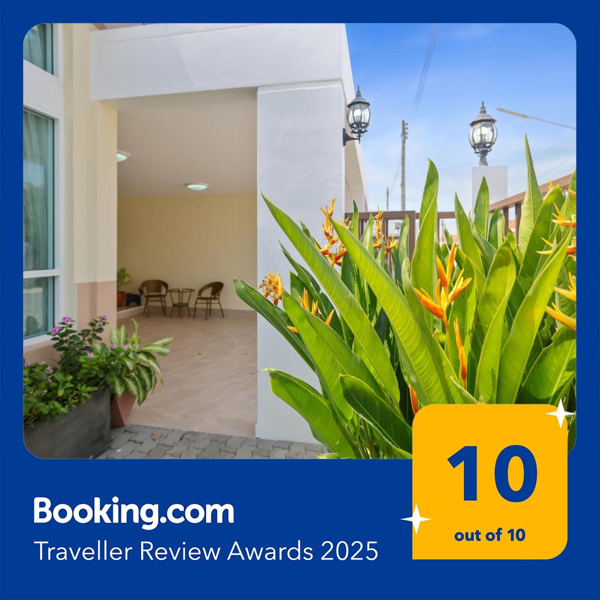 Phuket 3-bedrooms 220 M2 Private Xl-family Thalang