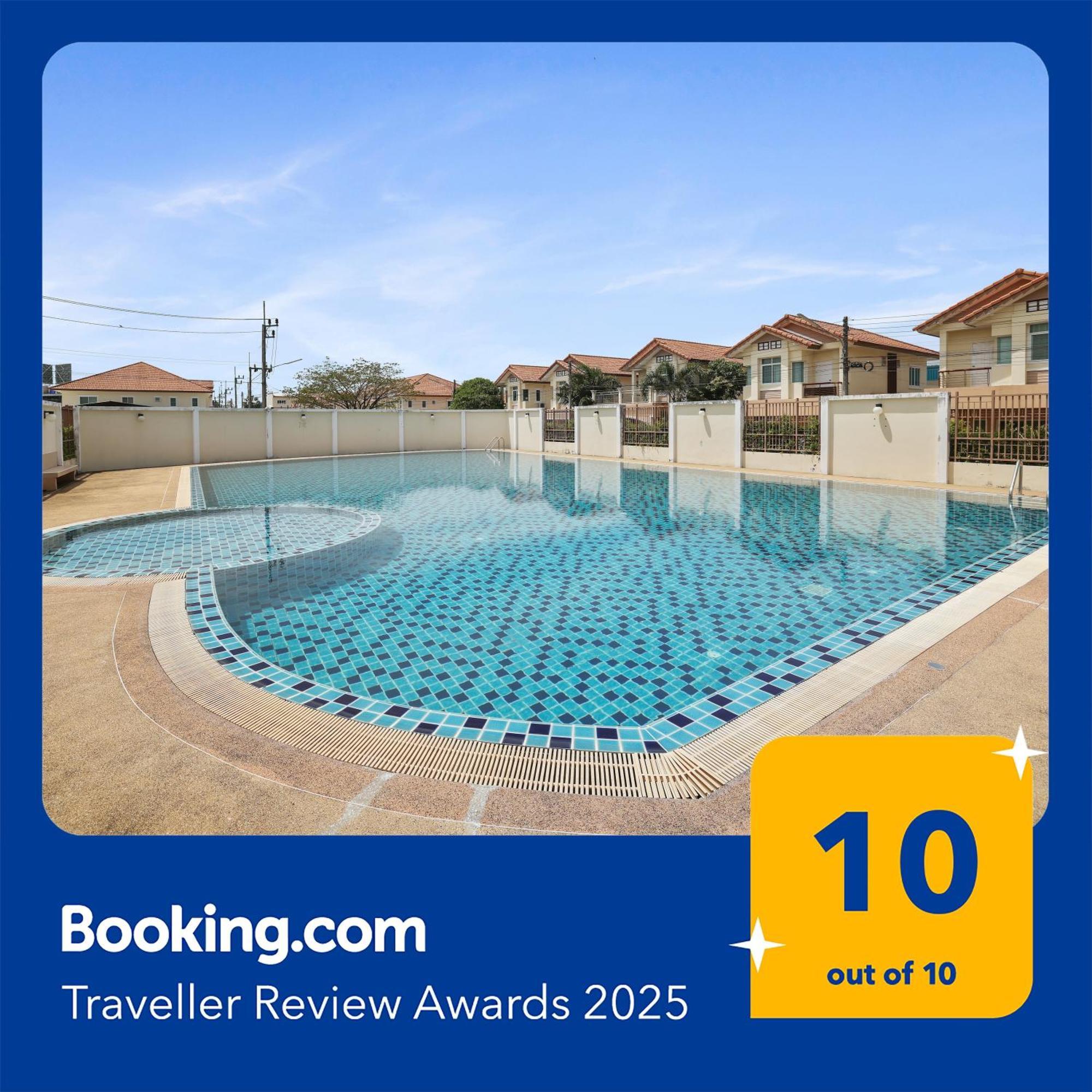 Phuket 3-bedrooms 220 M2 Private Xl-family