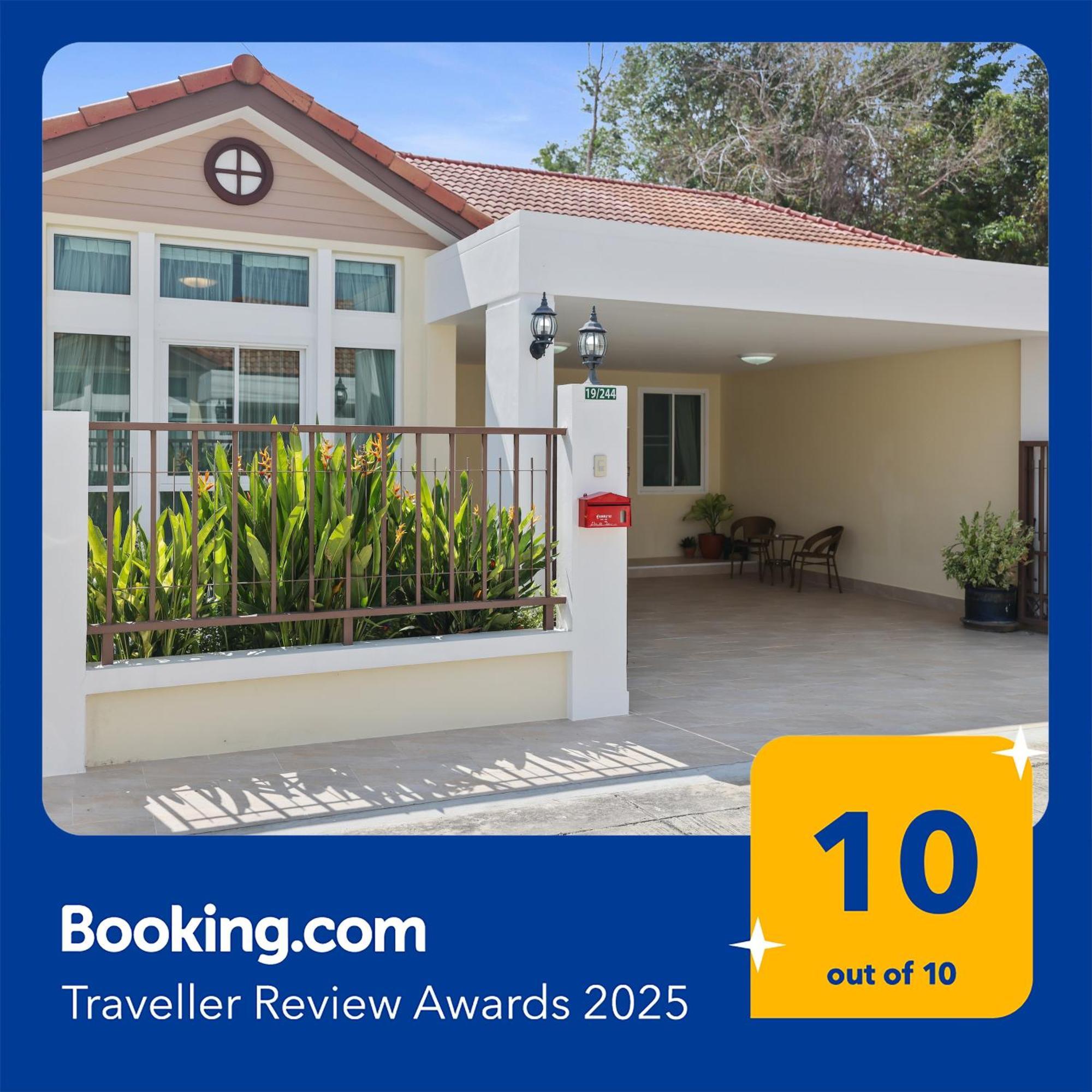 Phuket 3-bedrooms 220 M2 Private Xl-family Vila Thalang