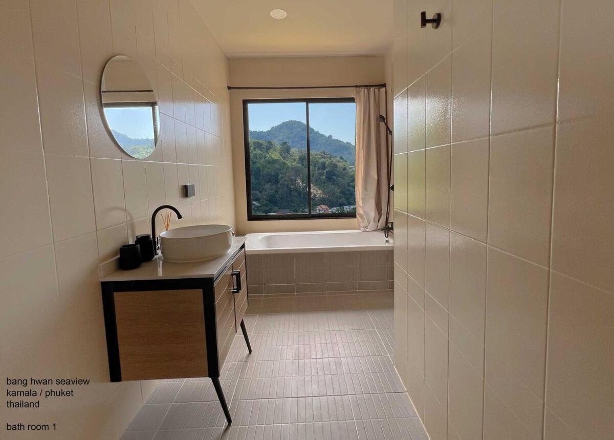Sea View 3br 2nd Floor
