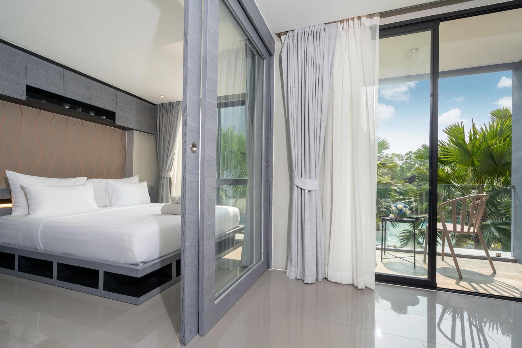 Tropical Pool View 2 Bedroom B207-8 In Citygate *