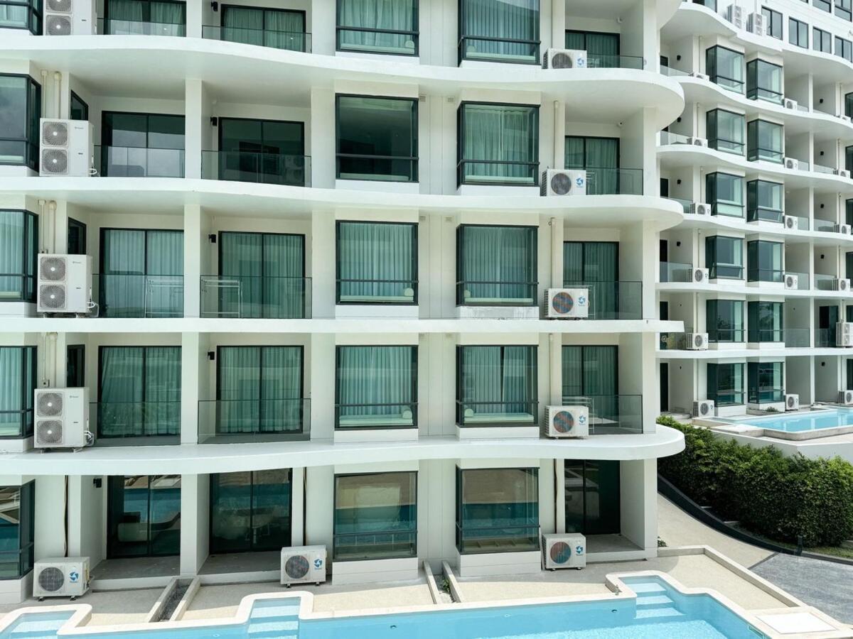 By The Sea With 1 Bedroom Byibg