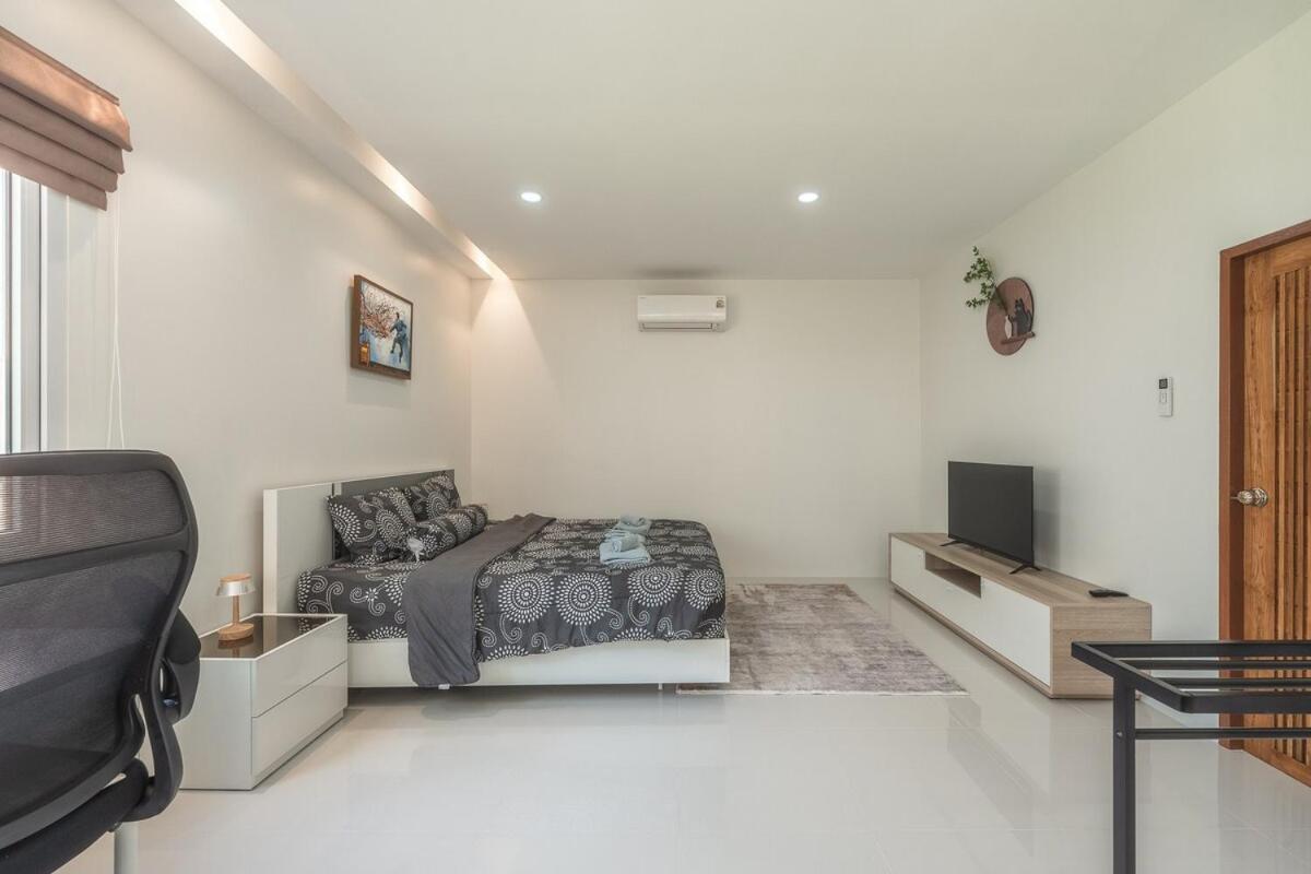 V169 Blue Tree Paradise 3br & Private Pool Villa Phuket