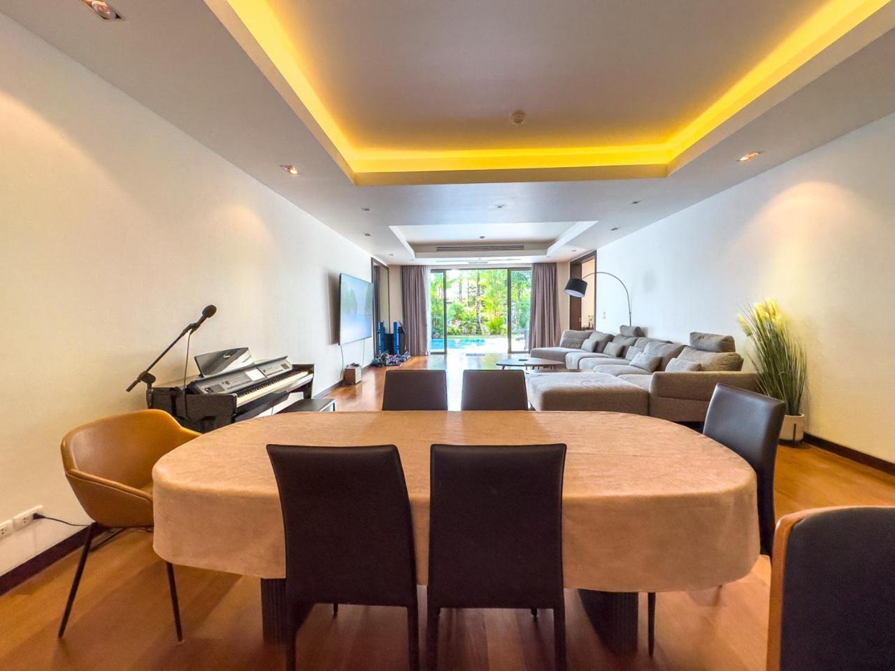 Charming 3-bdr With Pool