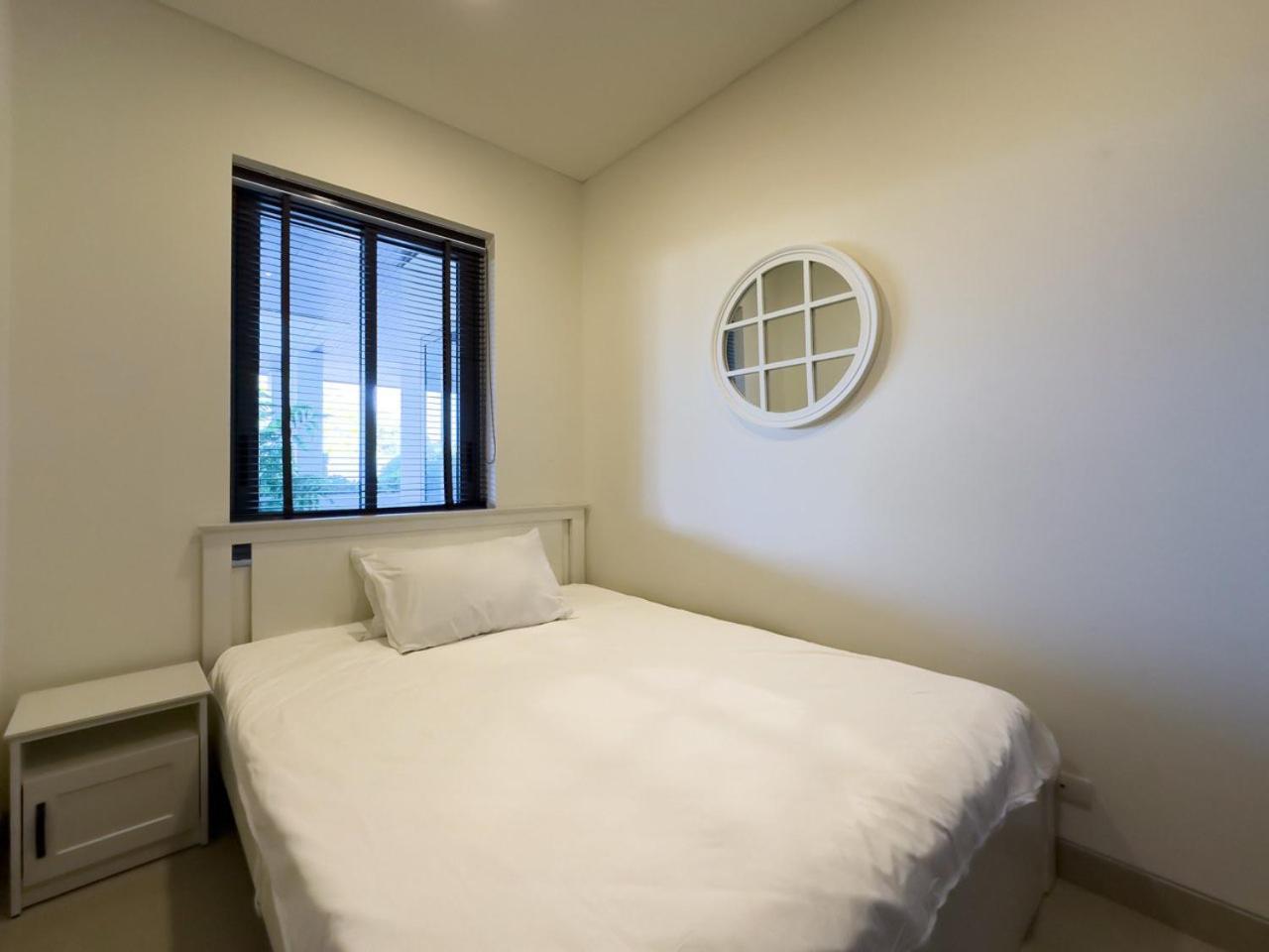 Apartment Charming 3-bdr With Pool *