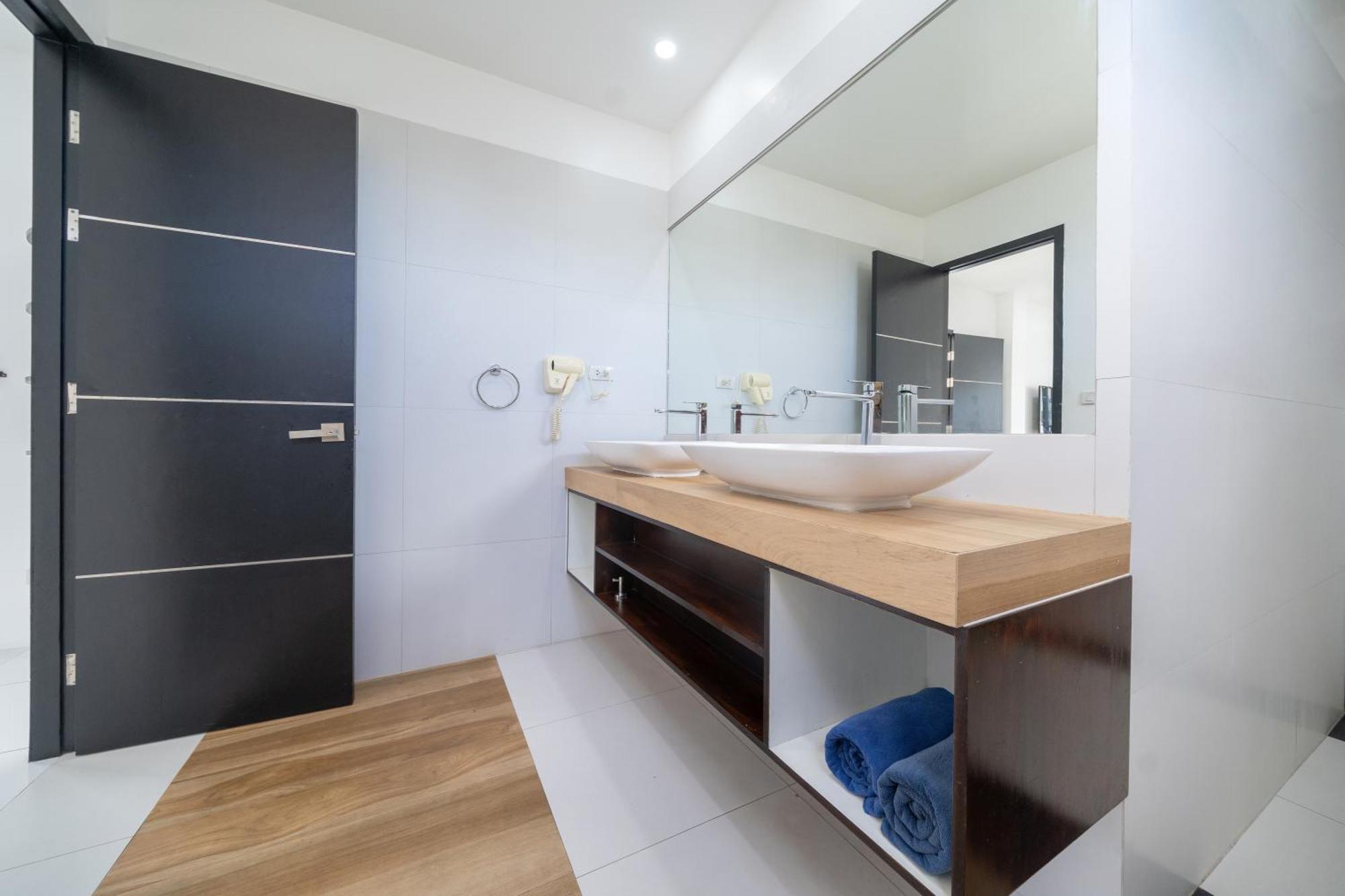 4br Private Pool With Spacious Design, Luna Villa *