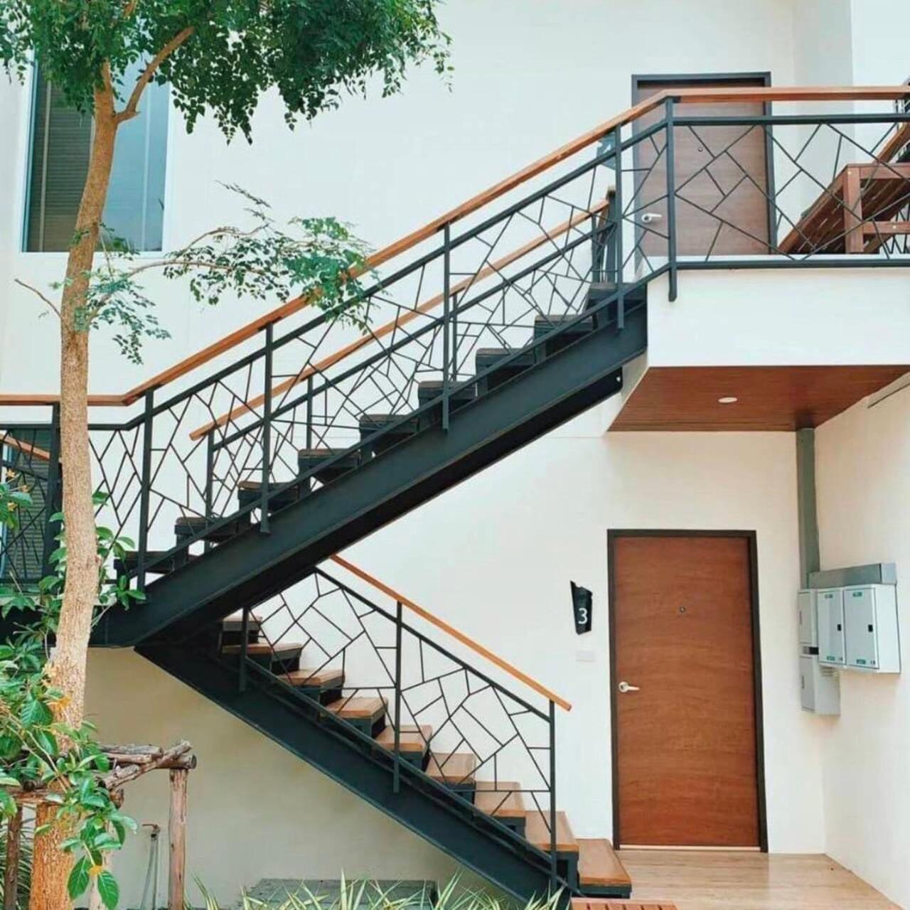 Charcoal Panwa Phuket 3*