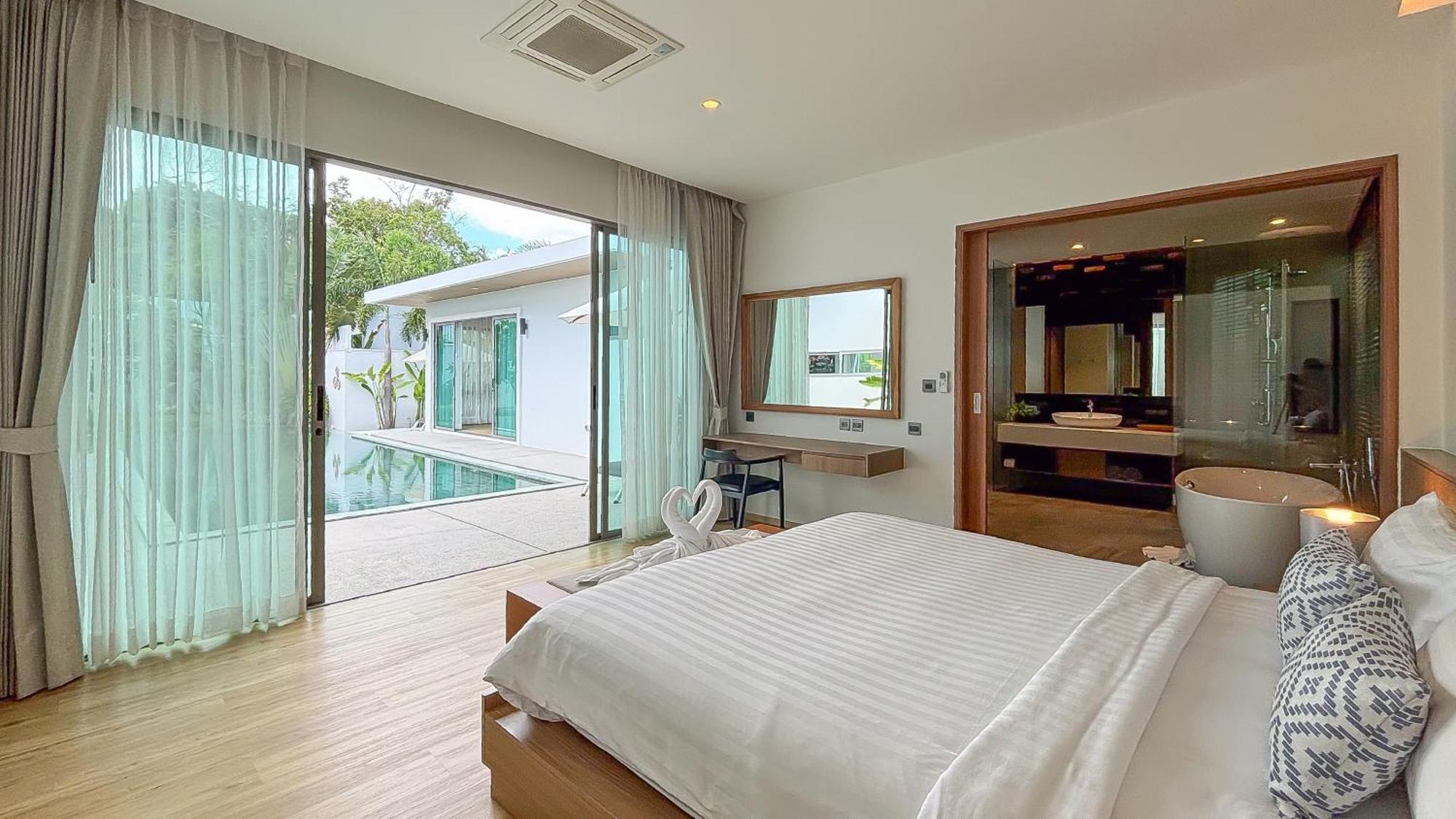 Shambhala Grand Pool X Monthstayz Thailand Pousada Phuket