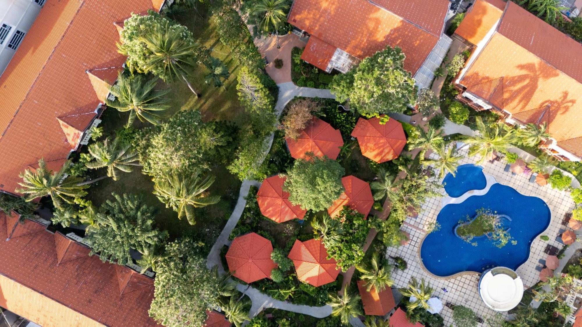 Resort Phuket Leelavadee Hua Ting Patong
