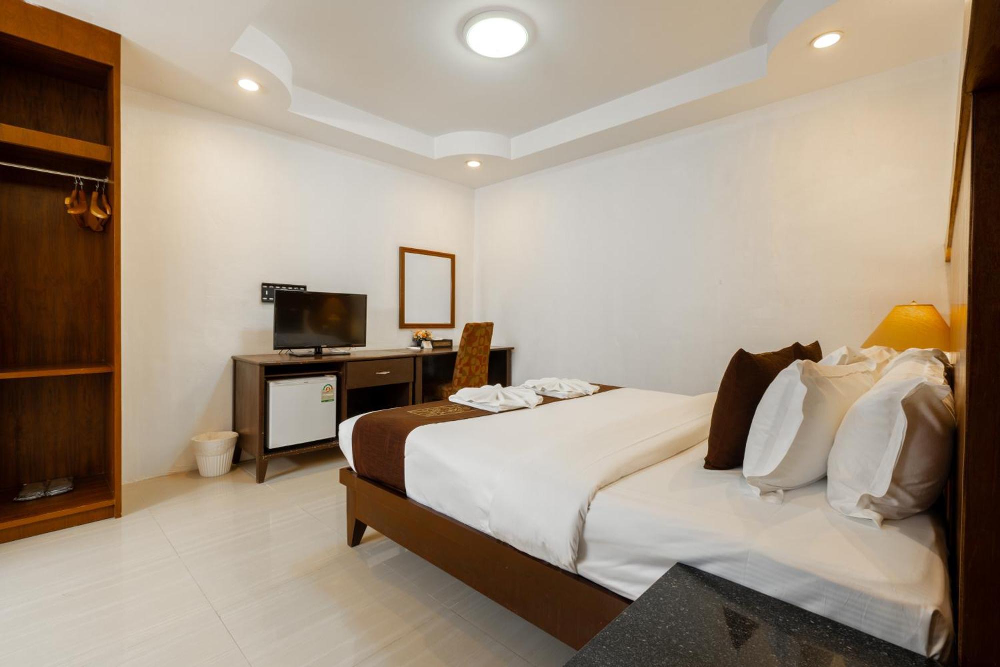 Phuket Leelavadee Hua Ting Resort Patong