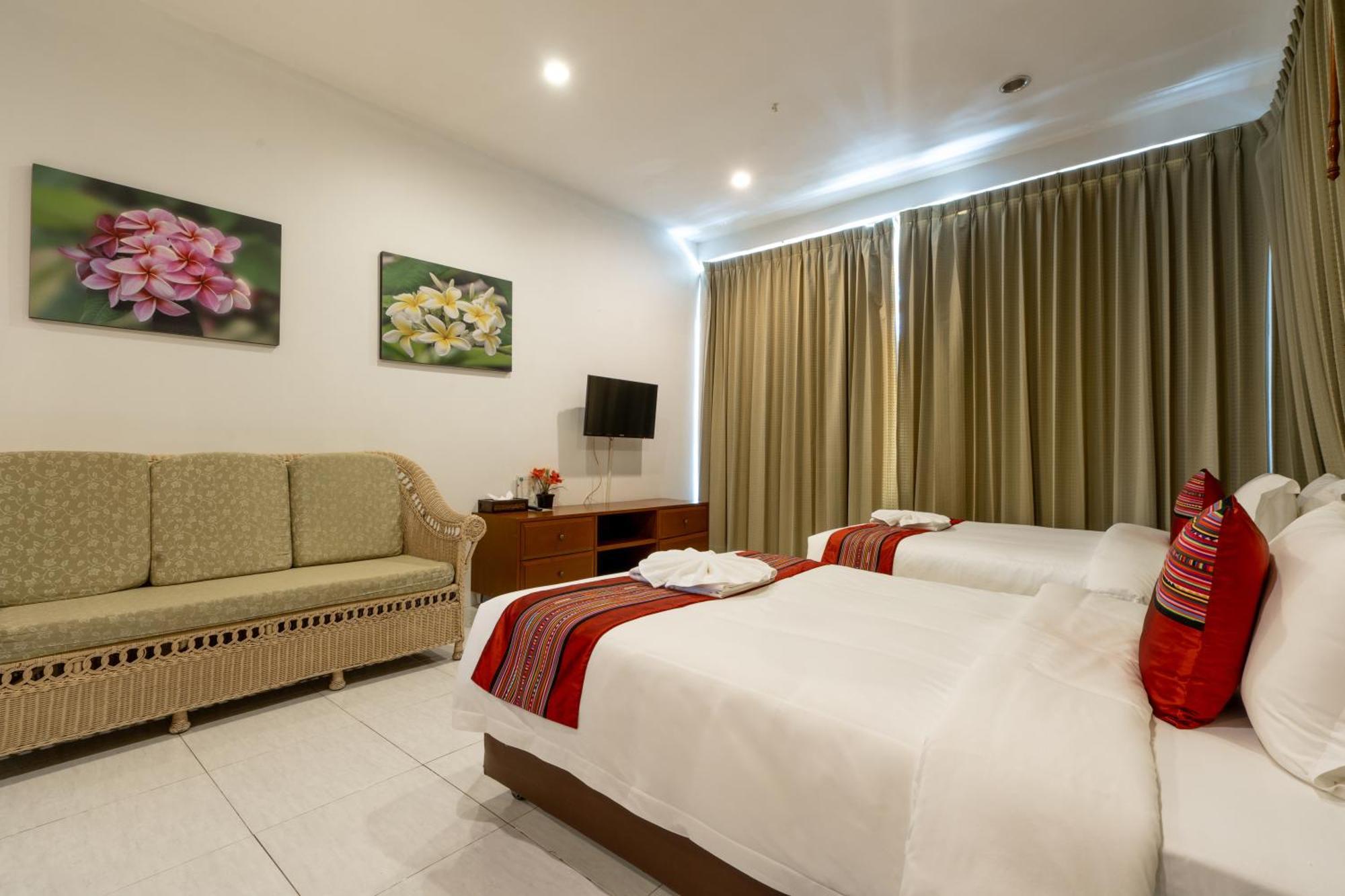 Phuket Leelavadee Hua Ting Resort