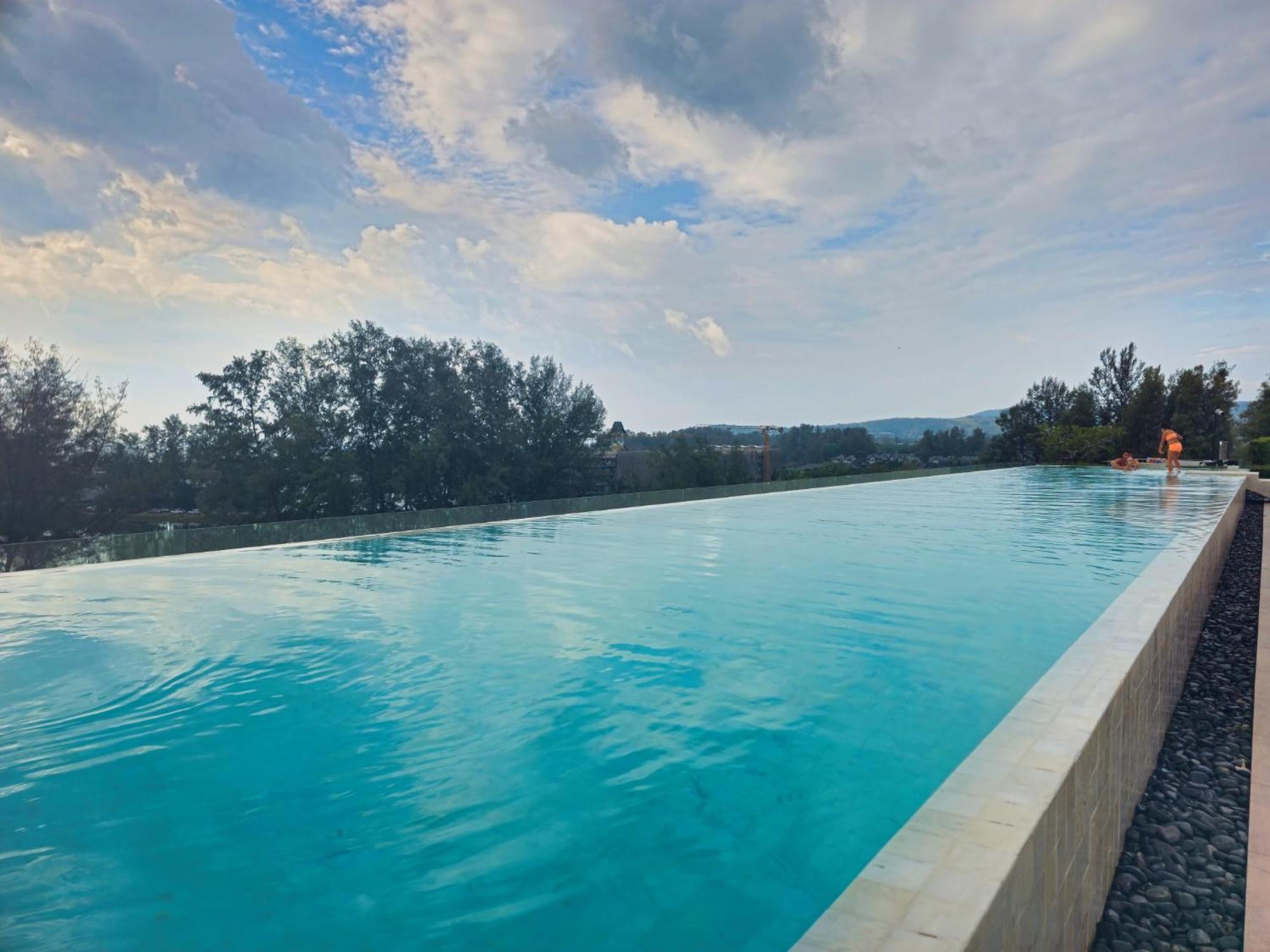 1bdr Laguna 10 Min To The Sea Roof Pool Apartment Thalang