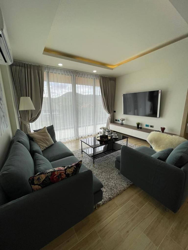 With Roof Sea View Apartment