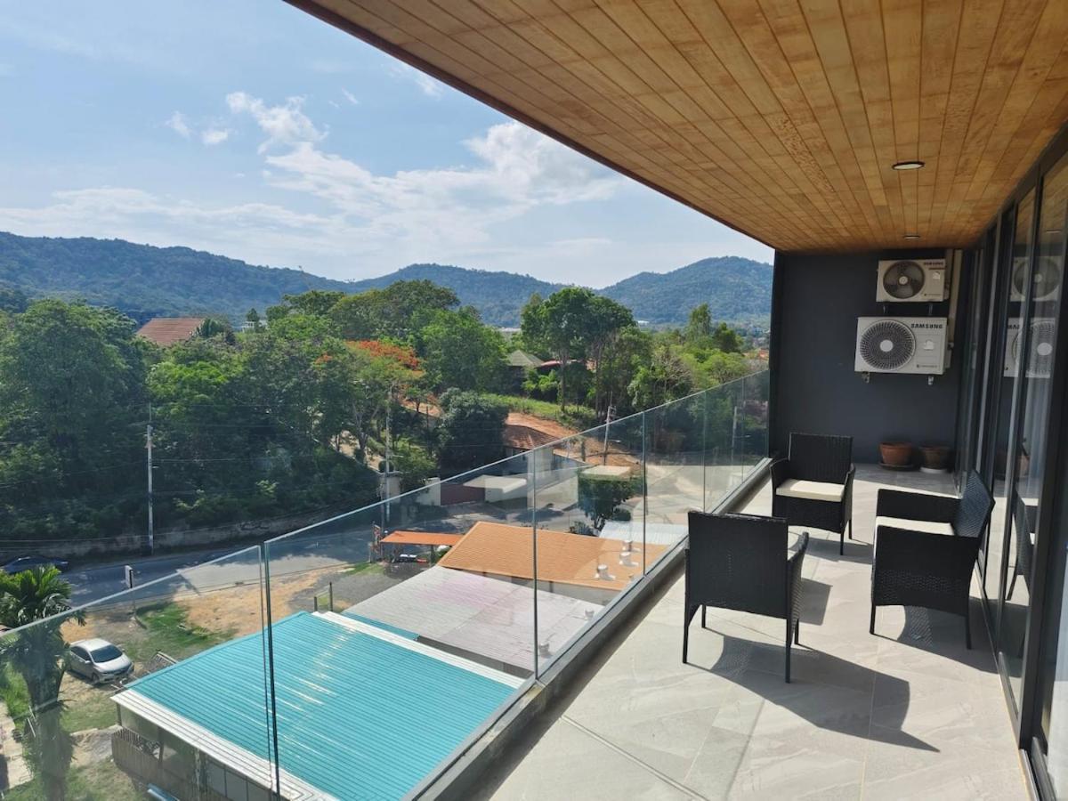 Apartment With Roof Sea View