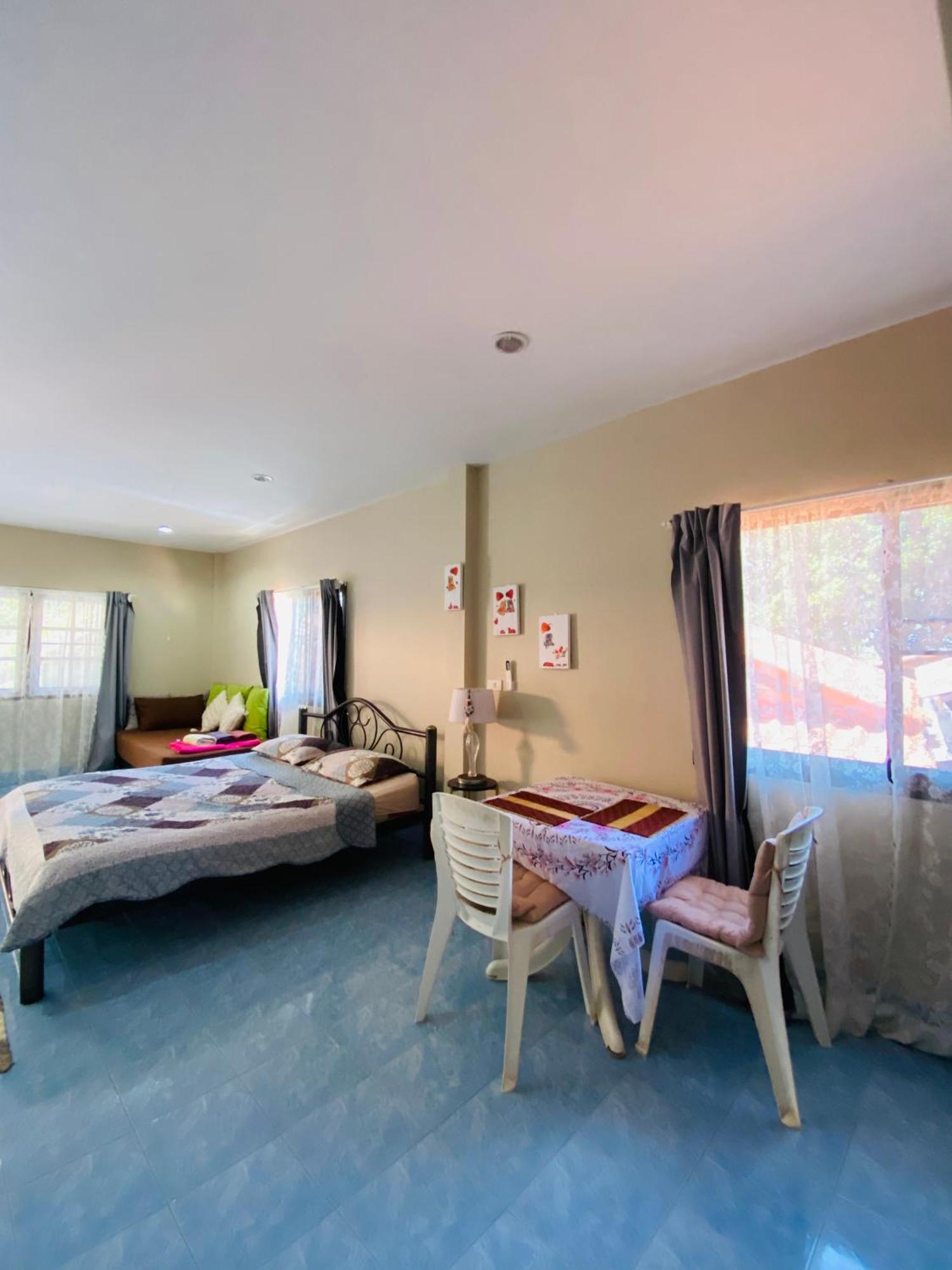 Rustic At Yanui Phuket