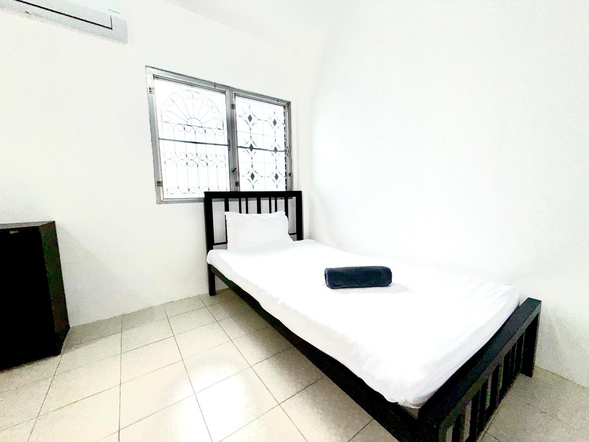 Canal 100 Apartment