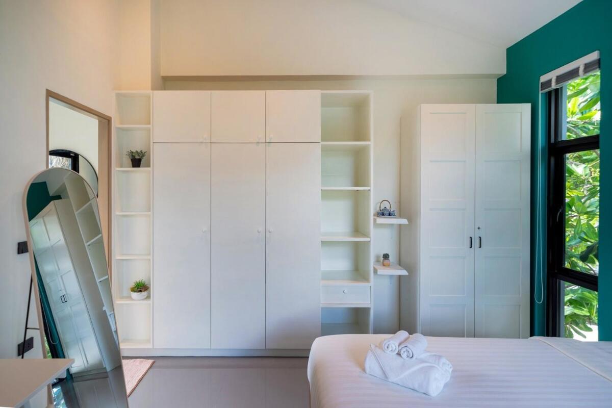 Luxury King 3 Bedroom Gym, Sauna, Bbq, Aircon, 8 Min Beach, Tennis Court, Boating Ave Villa *