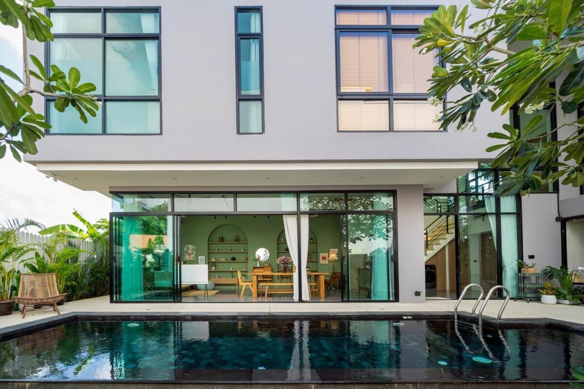 Luxury King 3 Bedroom Gym, Sauna, Bbq, Aircon, 8 Min Beach, Tennis Court, Boating Ave *