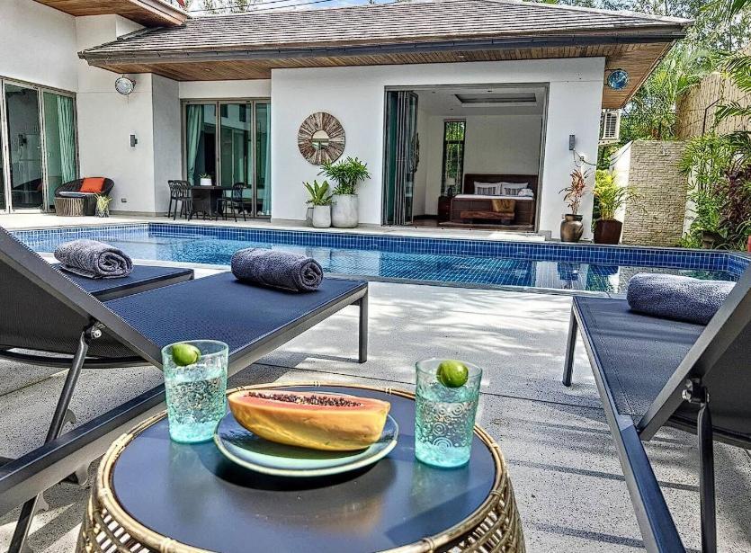 Beautiful Within 5 Min Walk To Bangtao Beach ! *