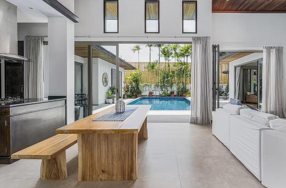 Beautiful Within 5 Min Walk To Bangtao Beach ! Bang Tao Beach (Phuket)