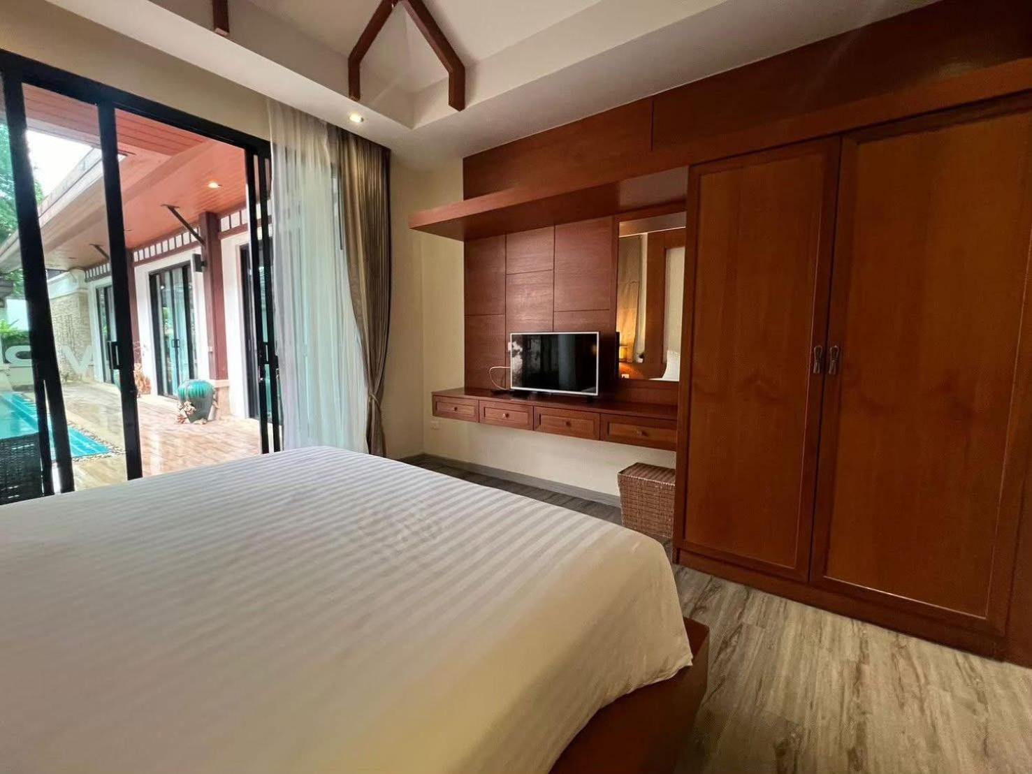 Vip Villa, Rawai Villa *