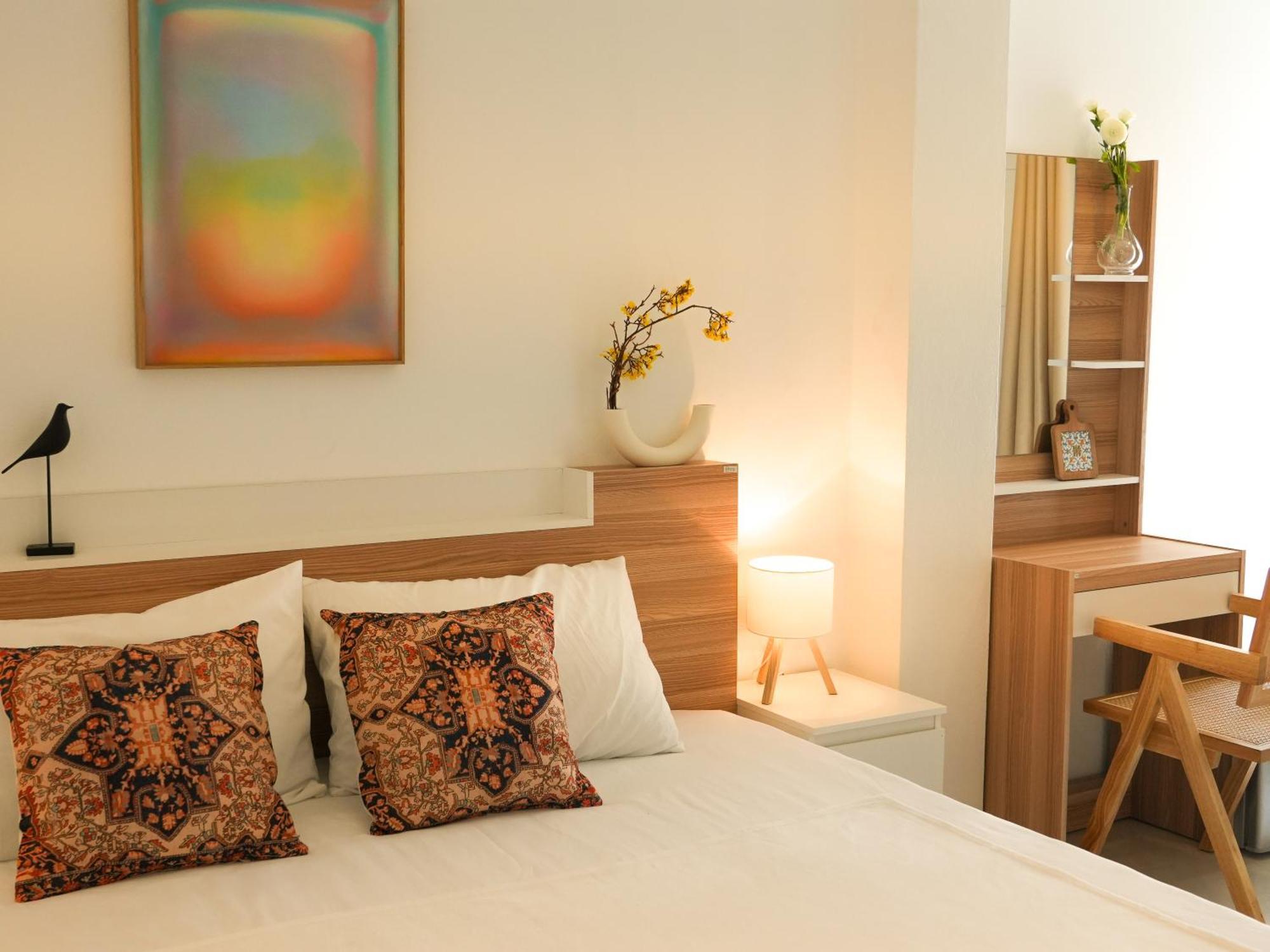 Place Aparthotel *