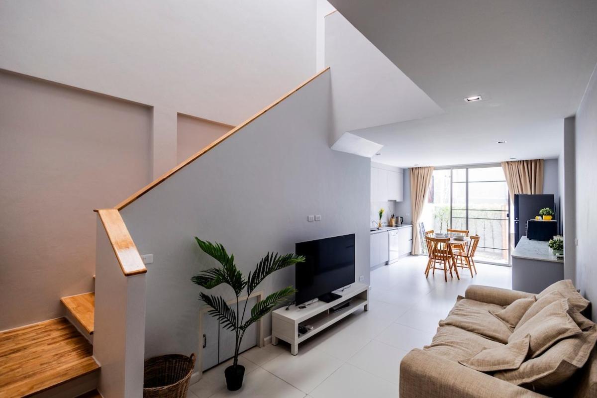 Townhouse7 2br Monkeyhill Ban Sam Kong
