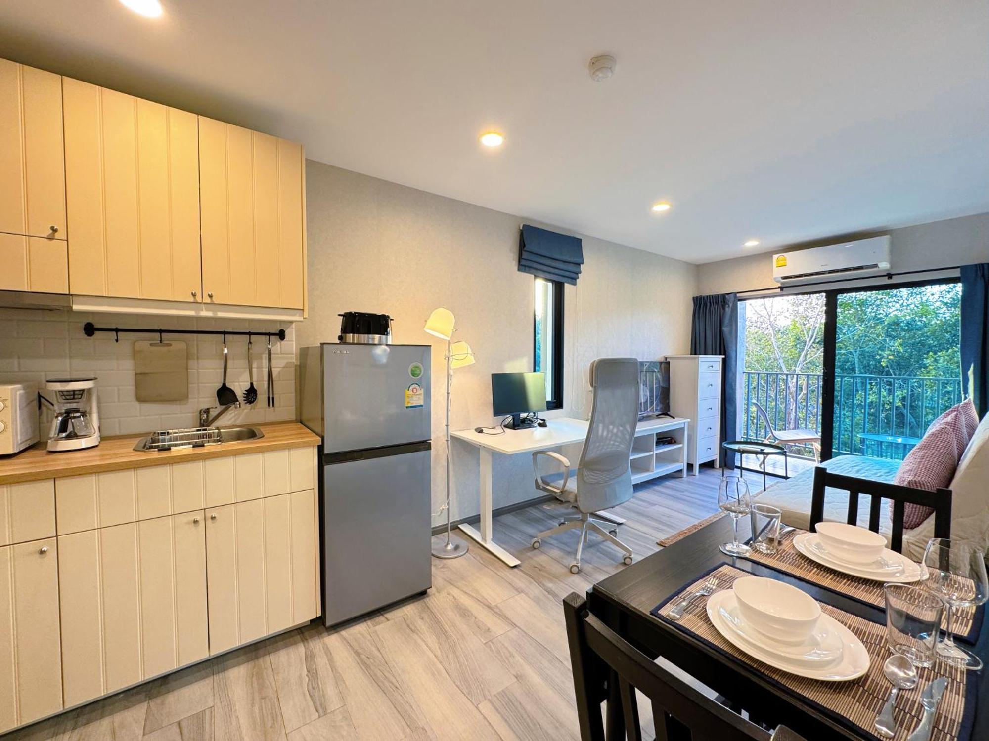 Apartment Digital Nomad Away With Pool & Gym