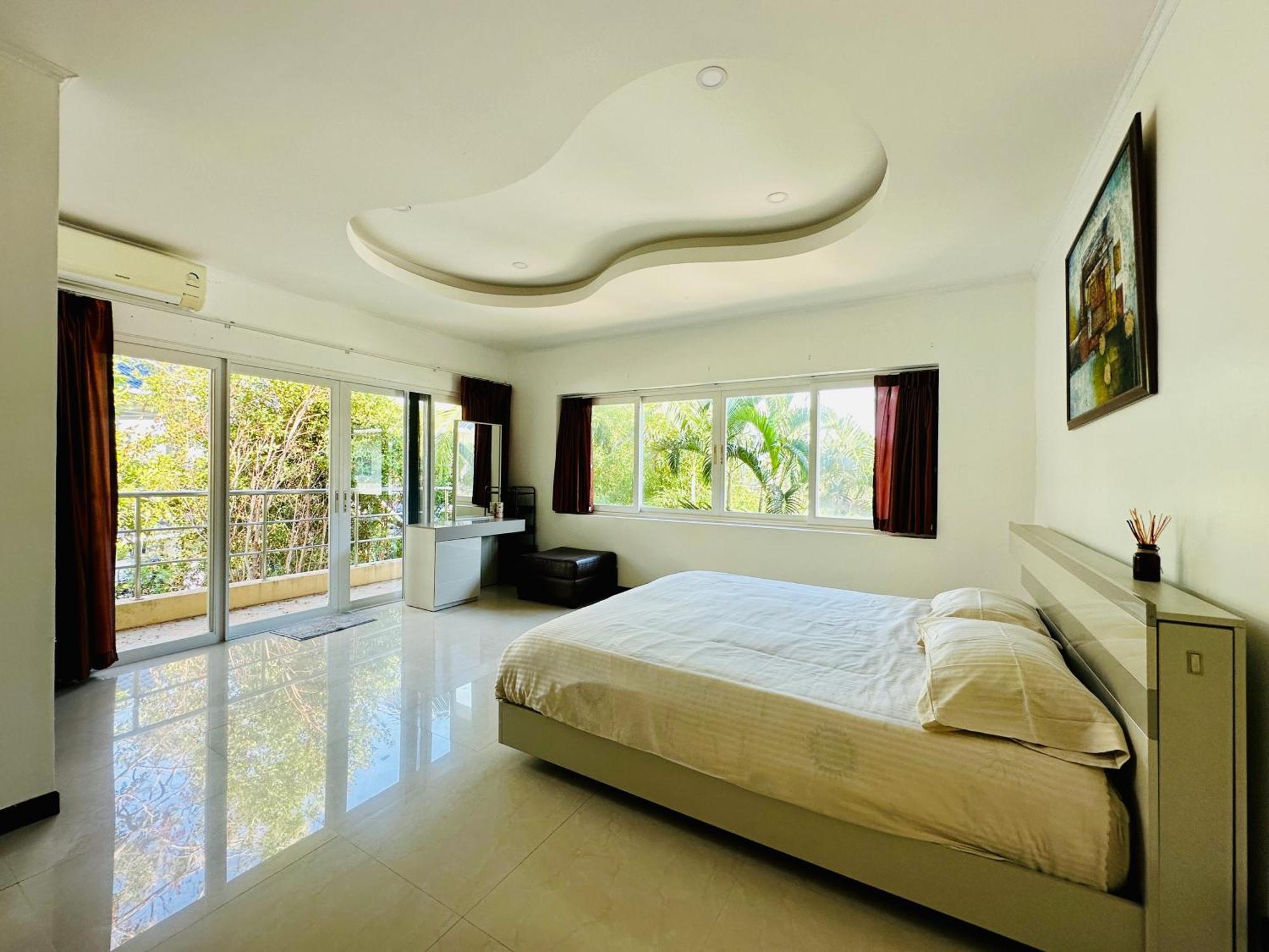 Pool 4 Bd Rawai Nai Harn Villa Phuket