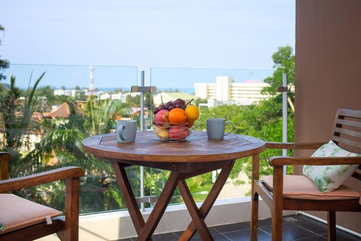 Apartment Sea View Chic Karon