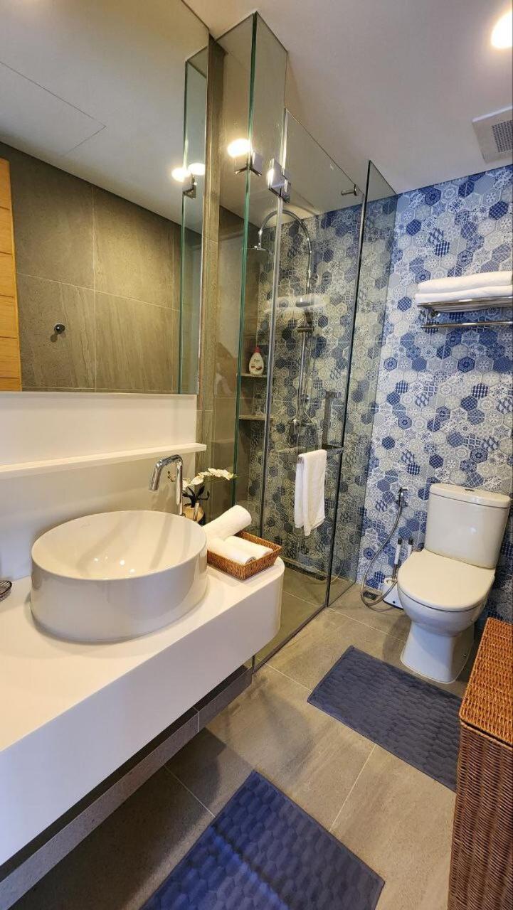Apartment New 2br Laguna Lakeside Residences *