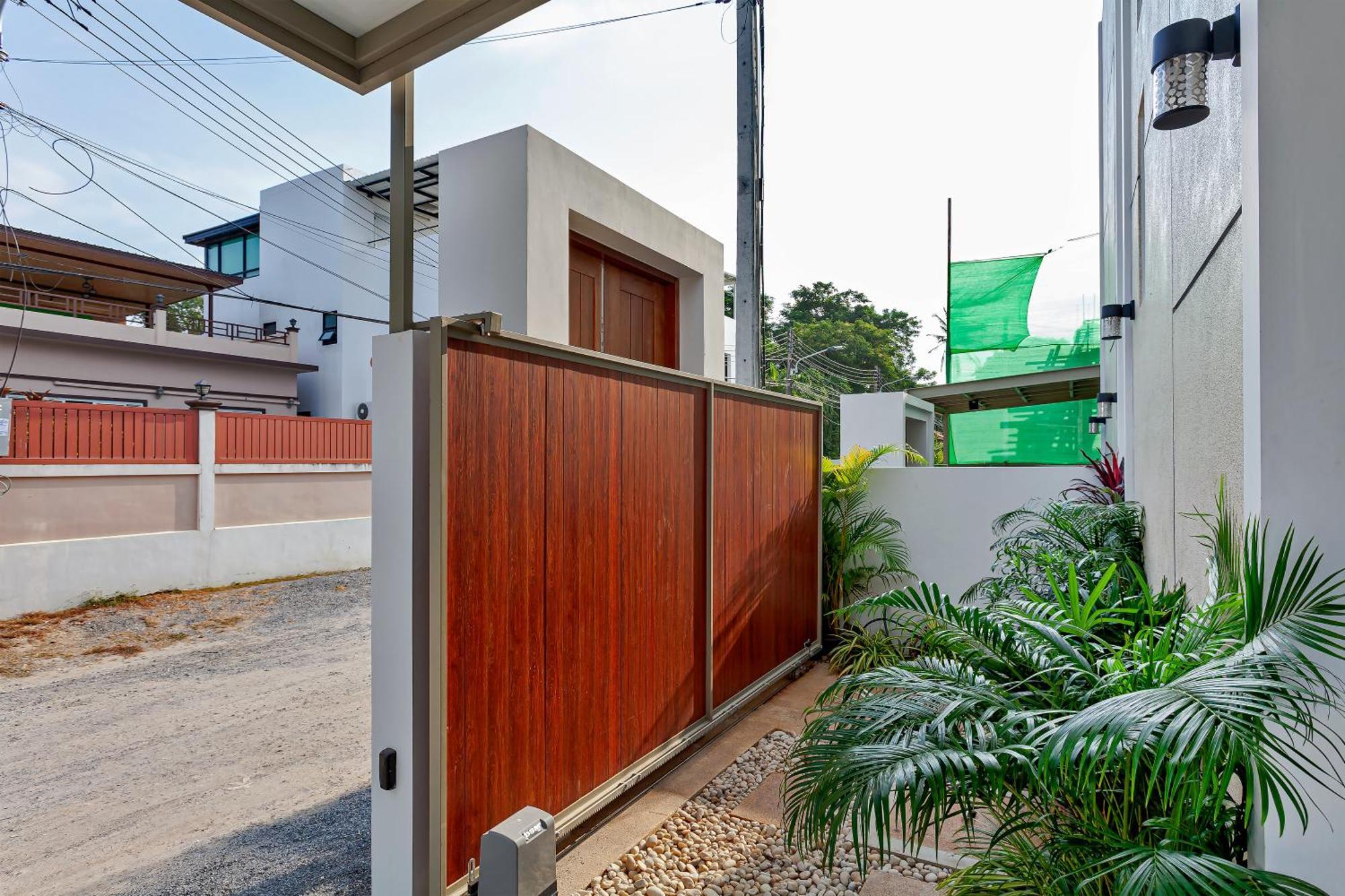 Classic Modern Pool Rawai 3br Villa *