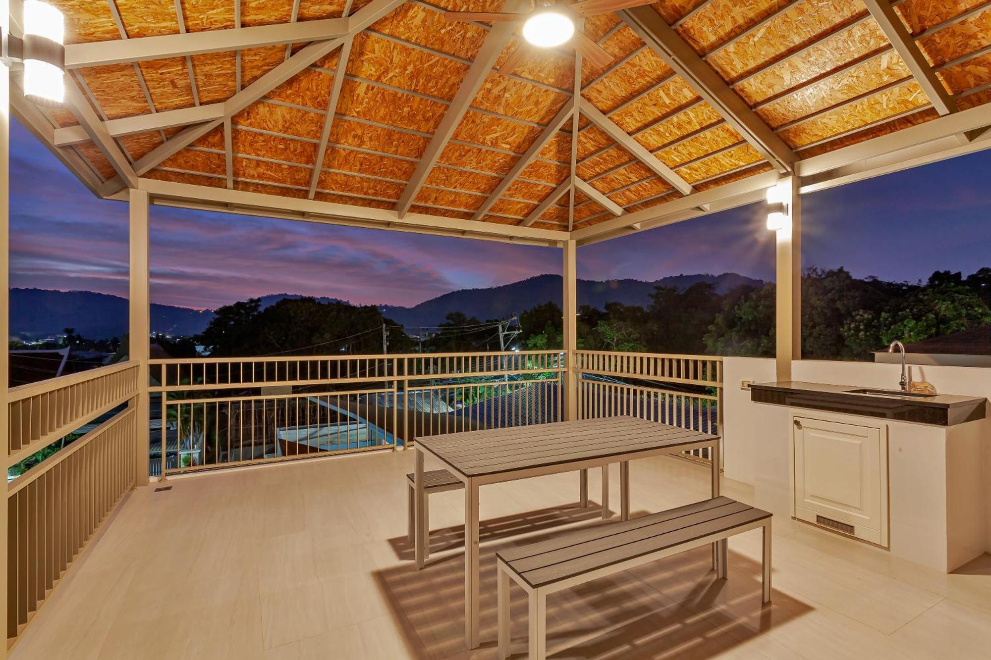 Classic Modern Pool Rawai 3br Villa *