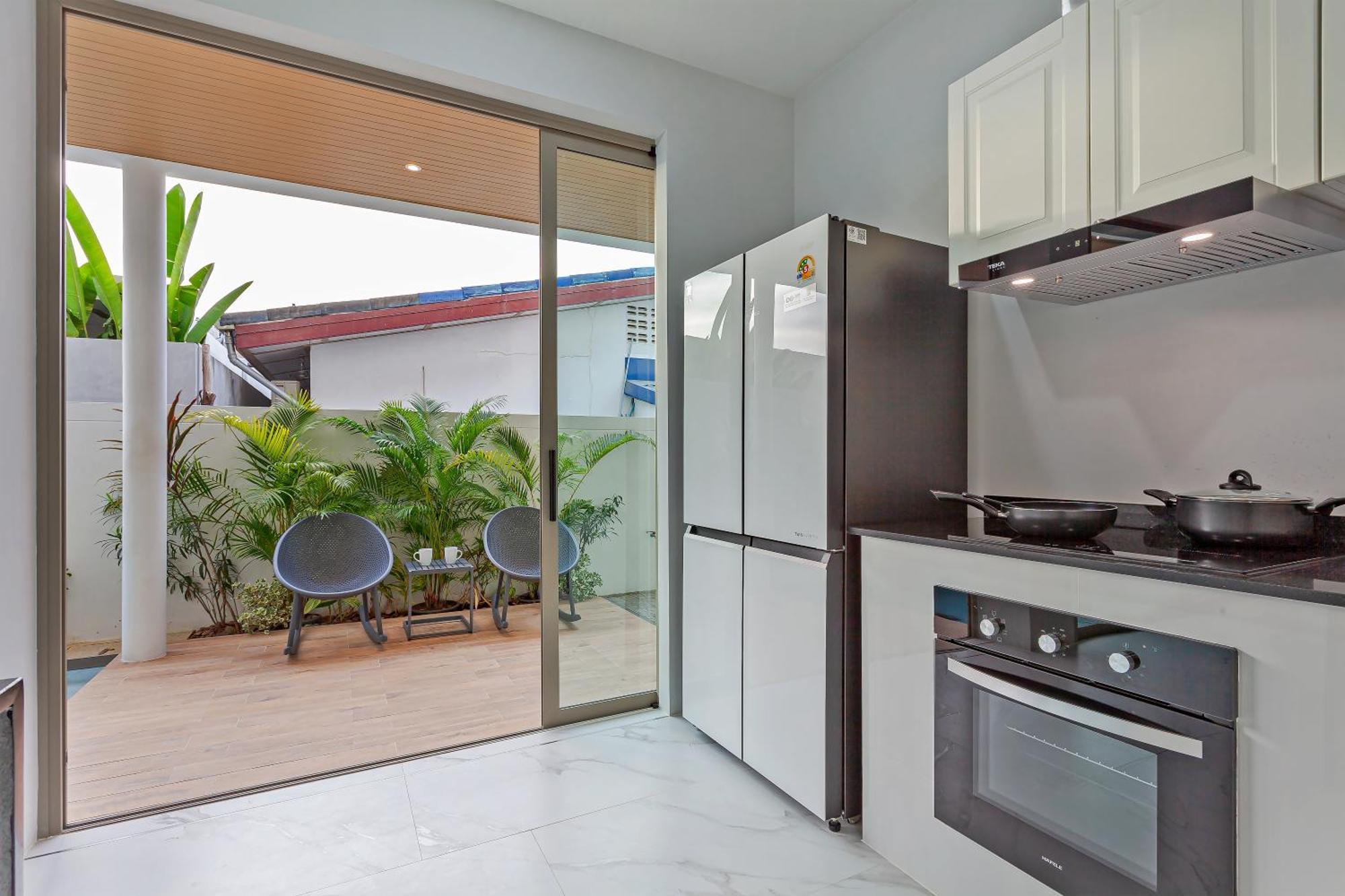 Classic Modern Pool Rawai 3br *