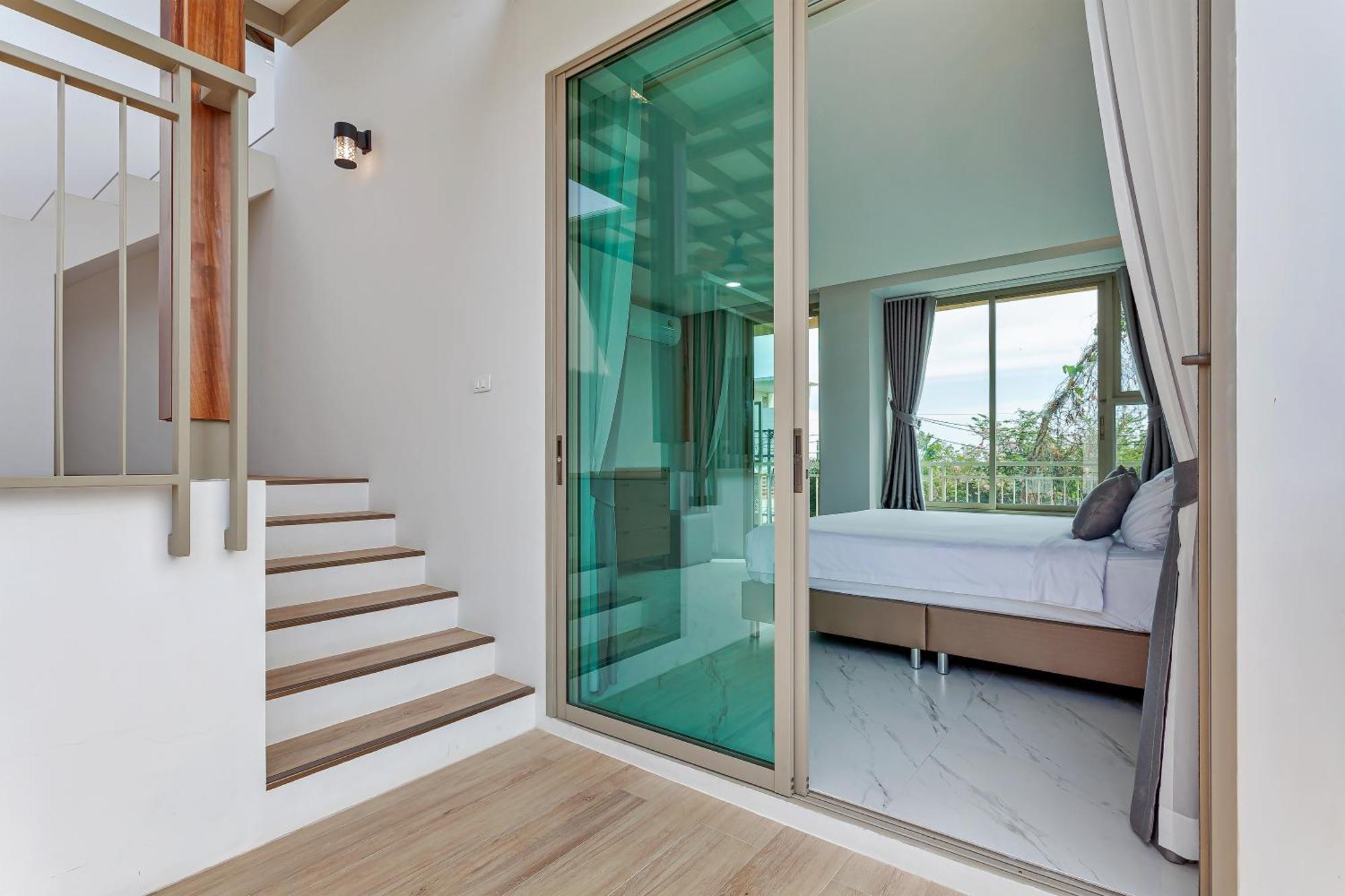 Classic Modern Pool Rawai 3br