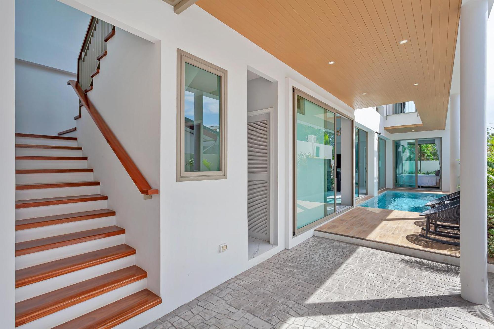 Classic Modern Pool Rawai 3br Villa *
