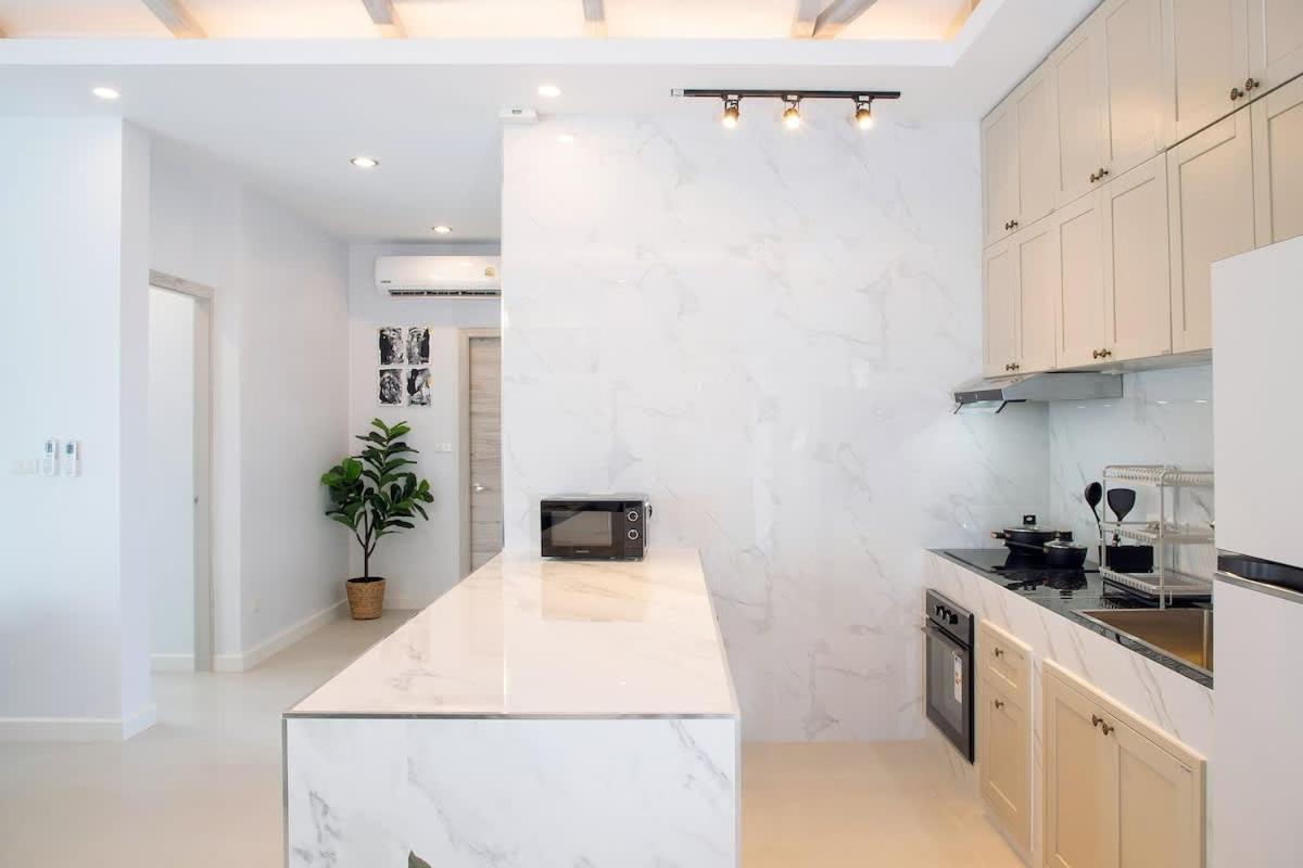 New Luxury In Villa