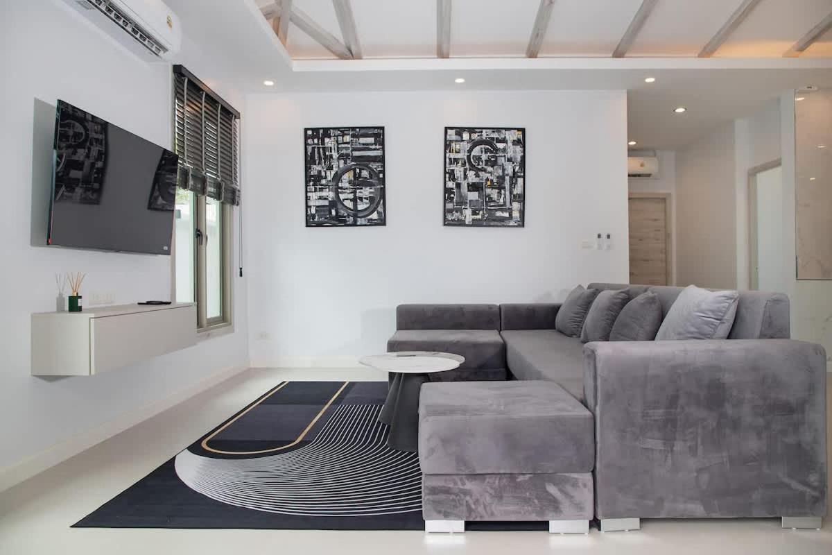 New Luxury In Villa *